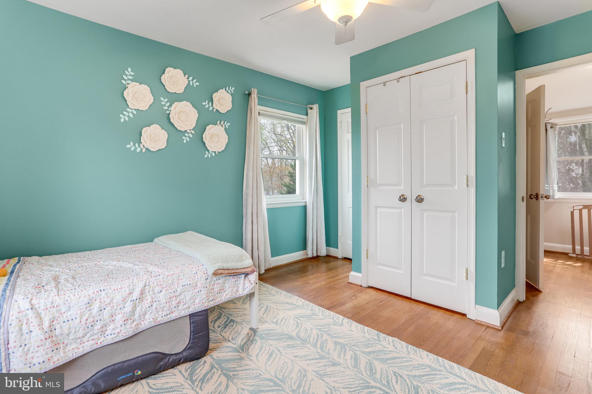 BROYHILL CREST - Residential