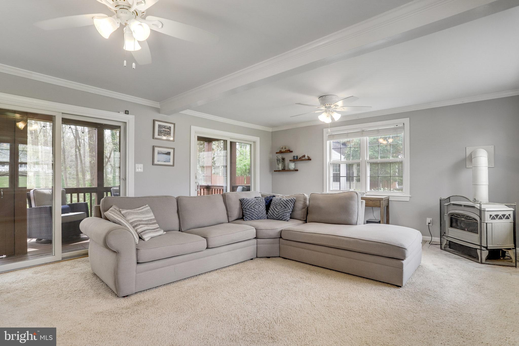 BROYHILL CREST - Residential