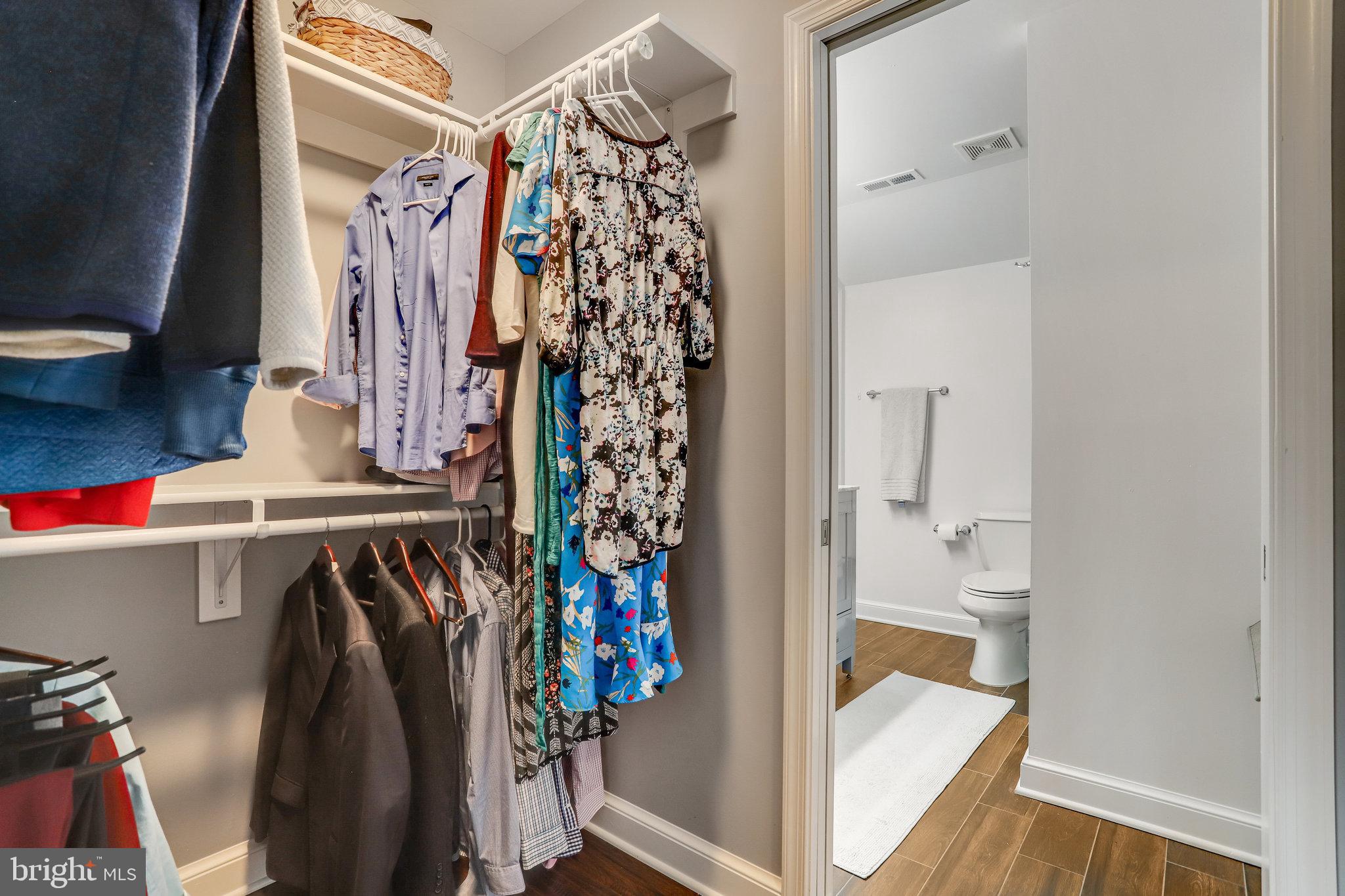 BROYHILL CREST - Residential