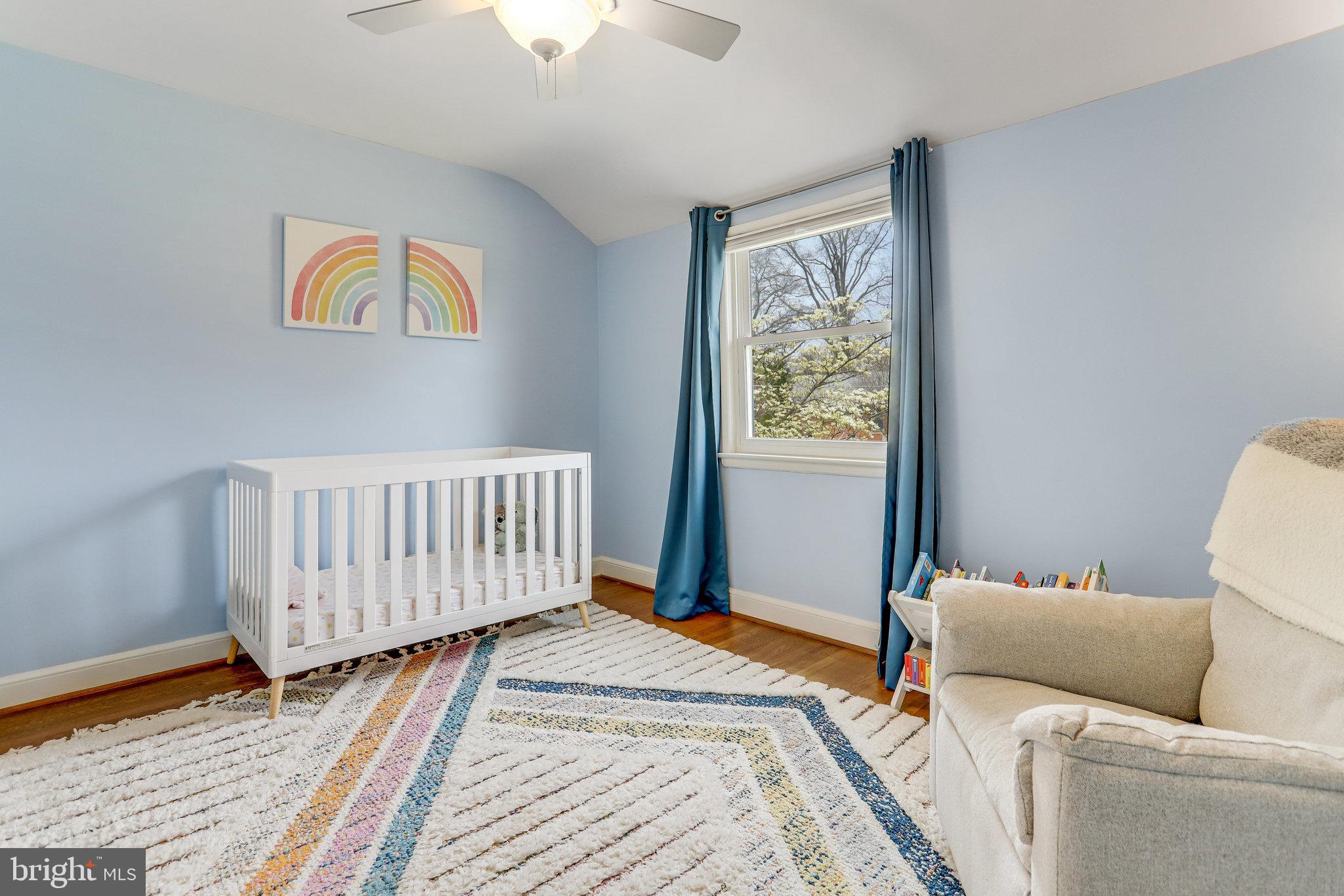 BROYHILL CREST - Residential