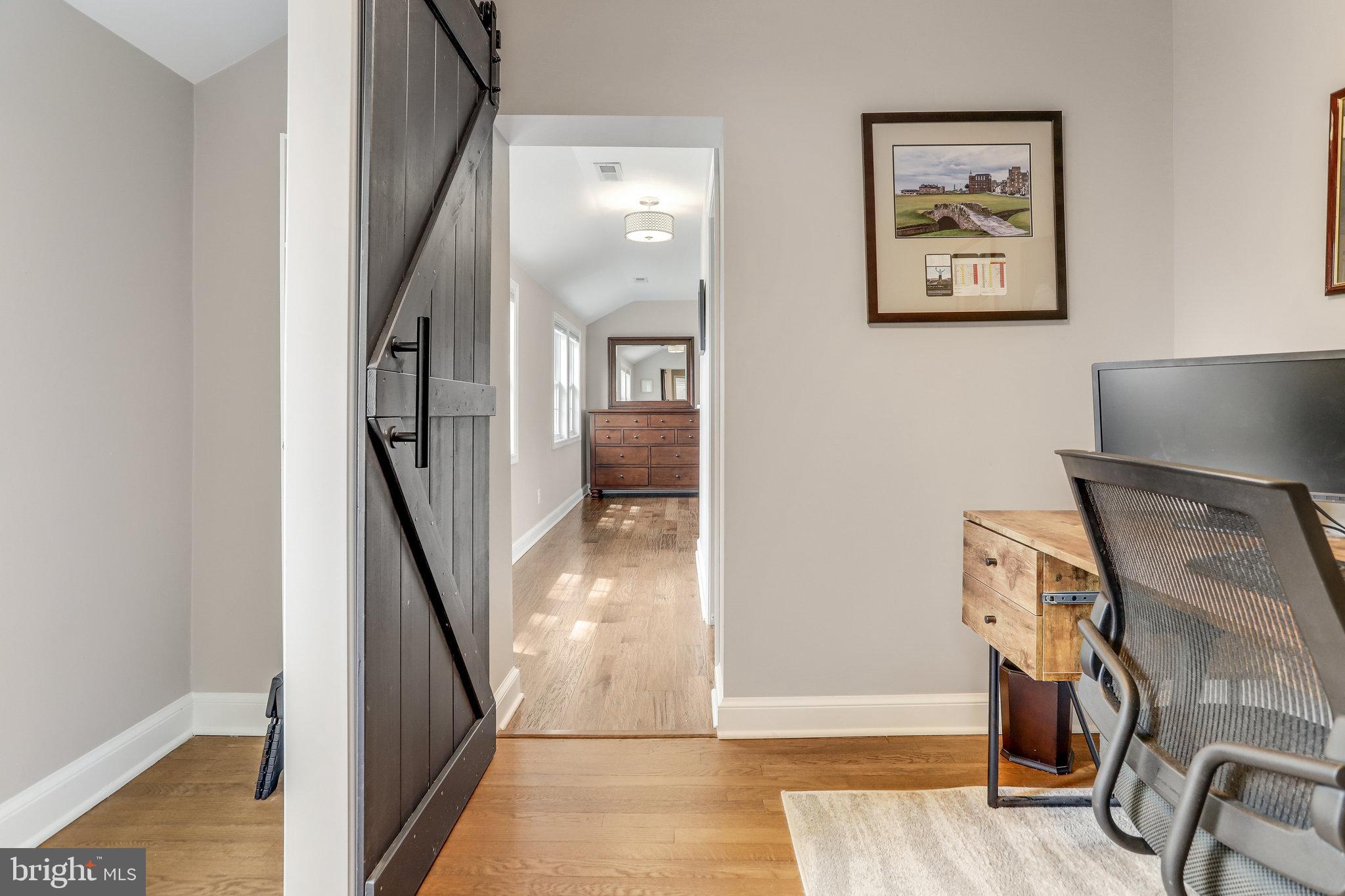 BROYHILL CREST - Residential