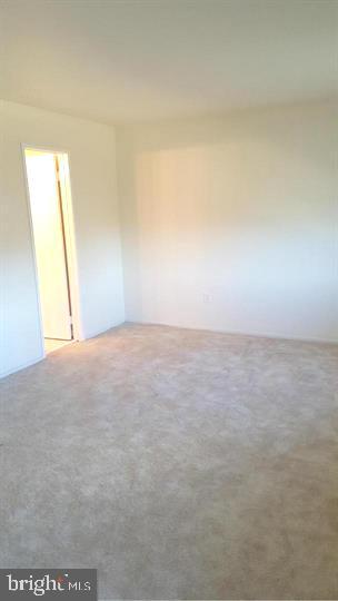 DERWOOD STATION - Residential Lease