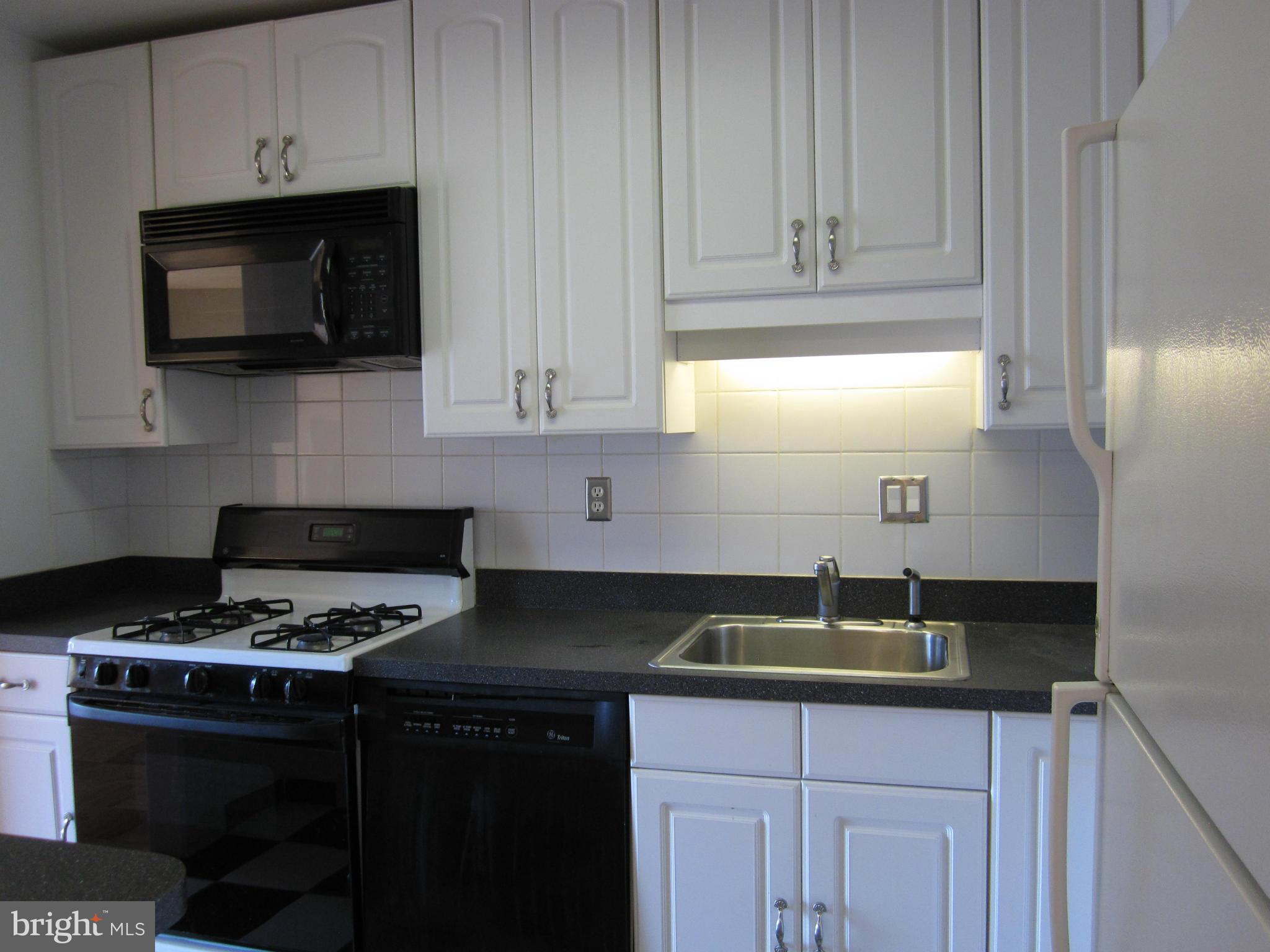 WILLOUGHBY OF CHEVY CHASE - Residential Lease