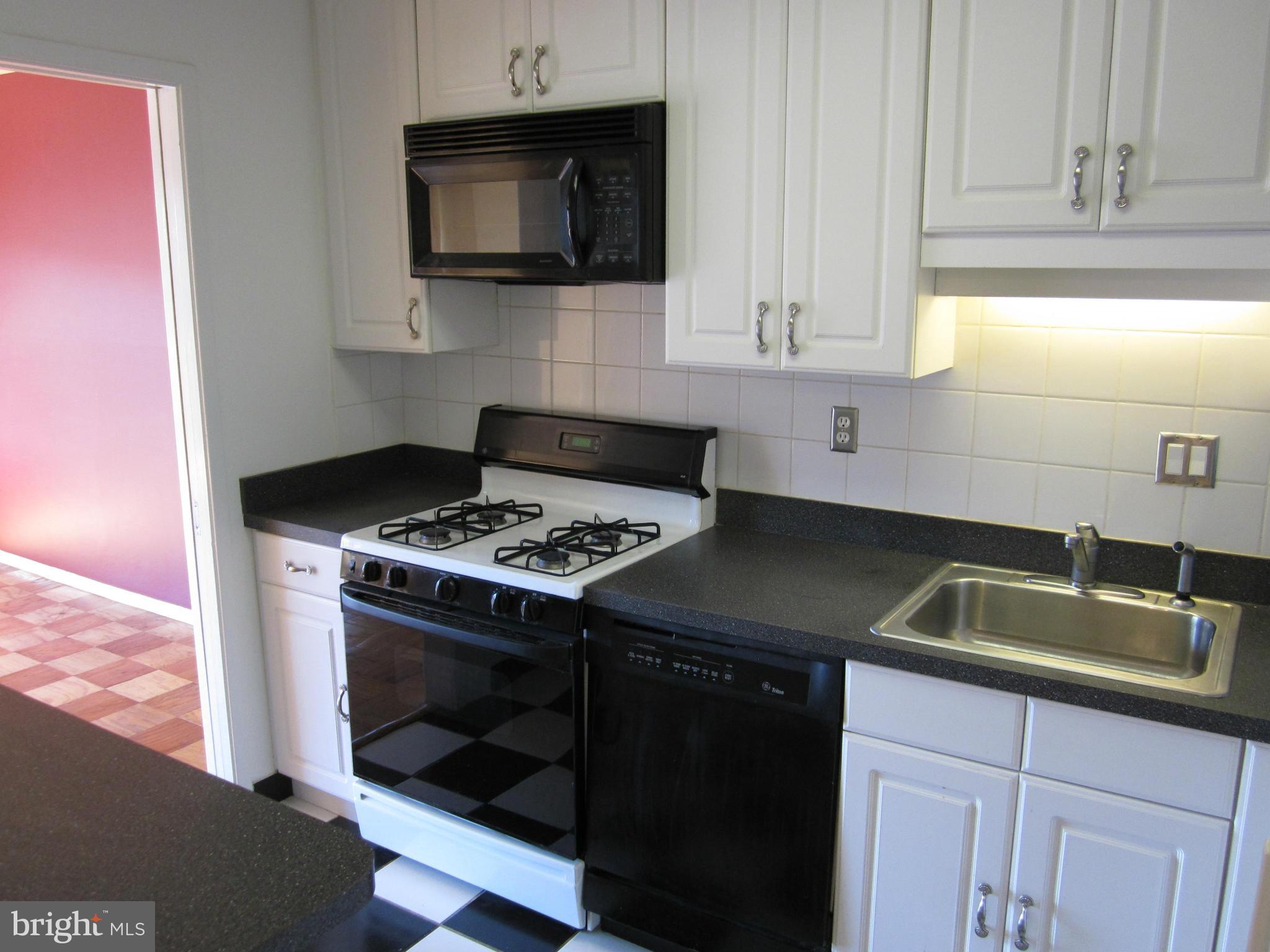 WILLOUGHBY OF CHEVY CHASE - Residential Lease