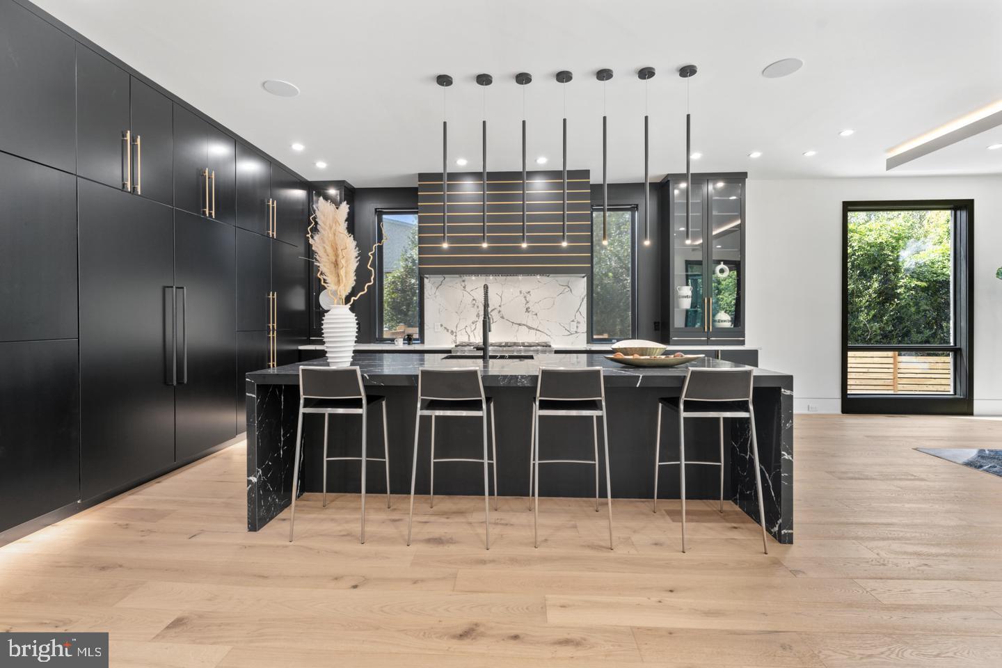 1471 WAGGAMAN CIRCLE