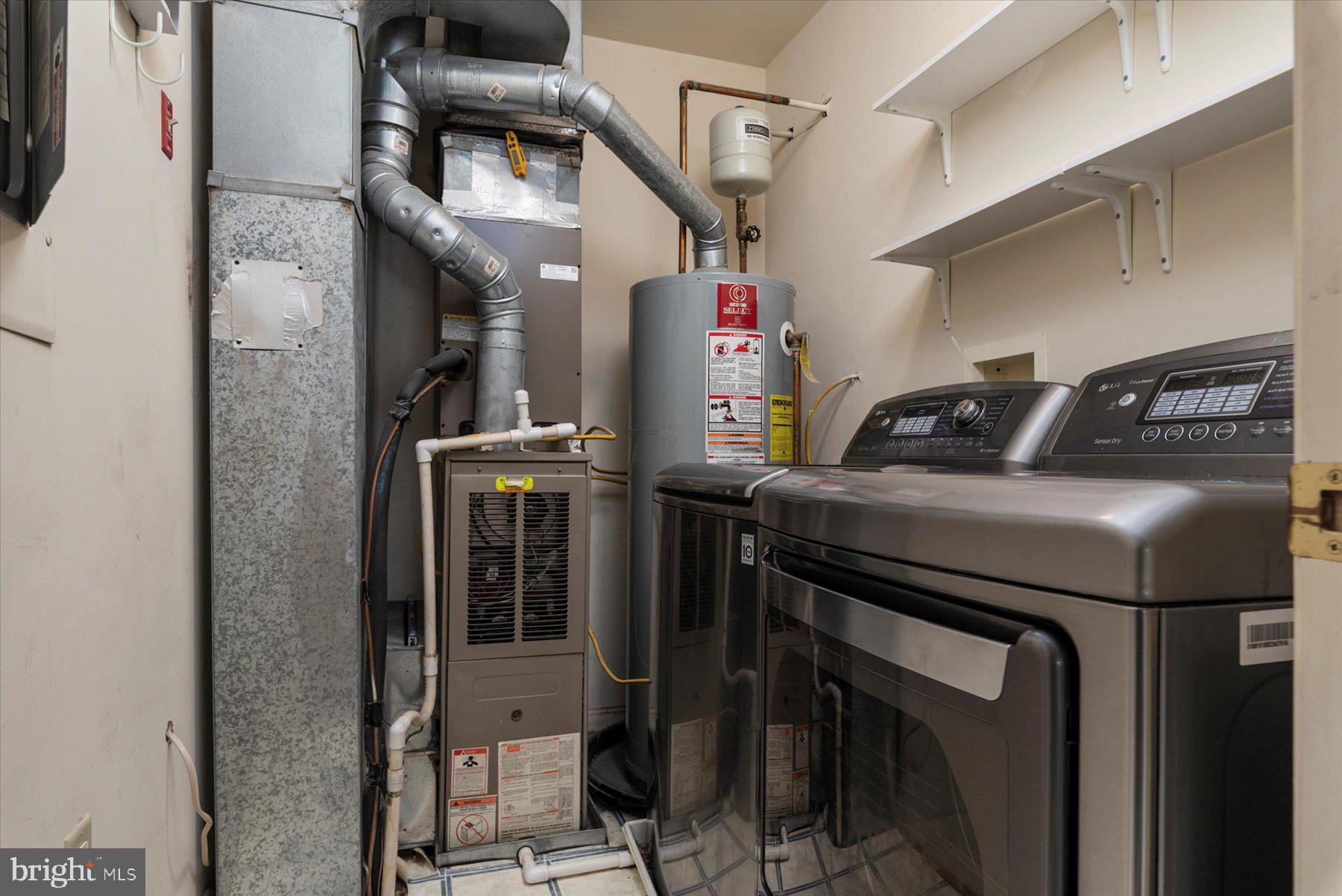 SEVEN OAKS - Residential