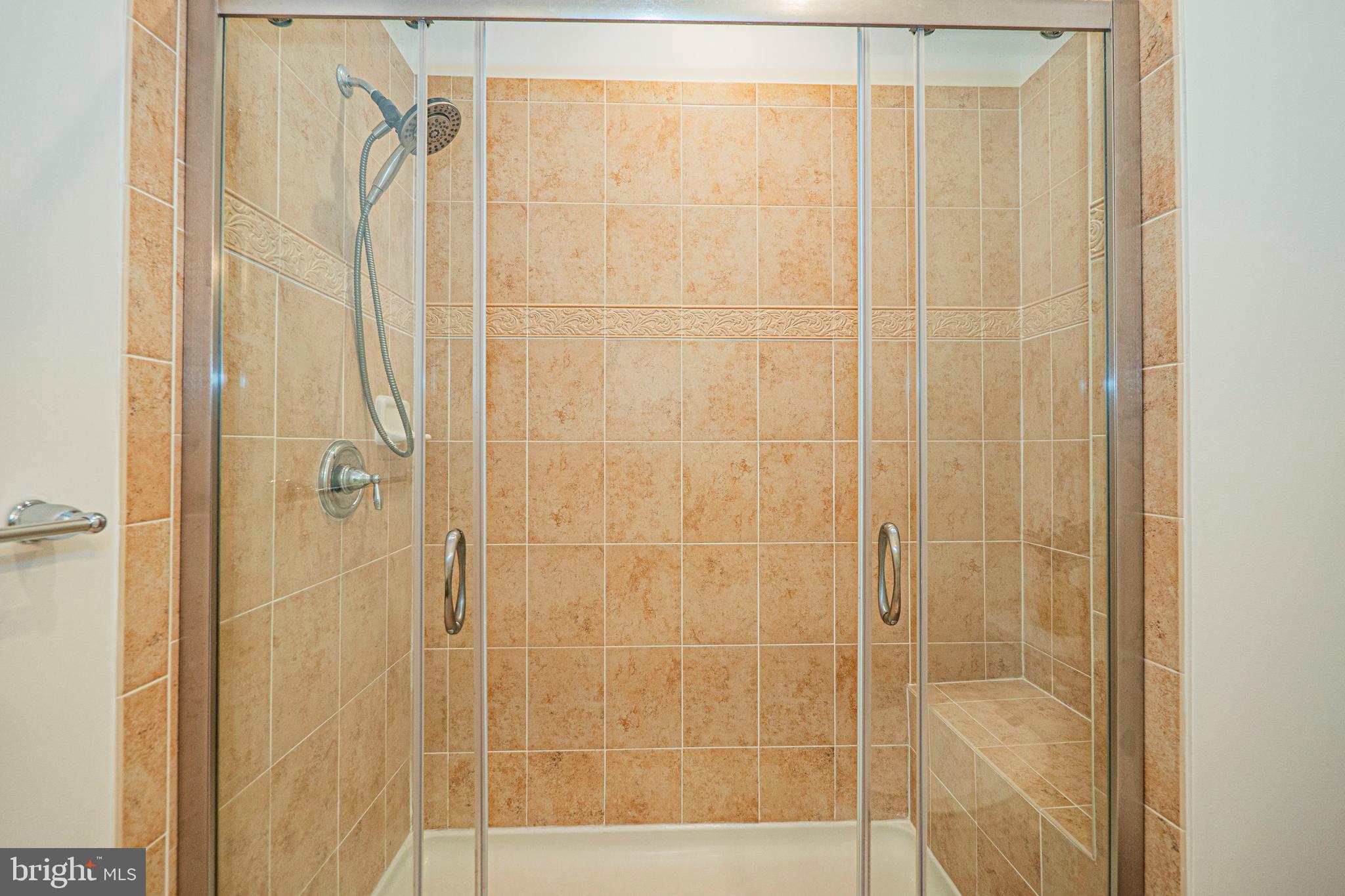 RAINCLIFFE CENTER - Residential