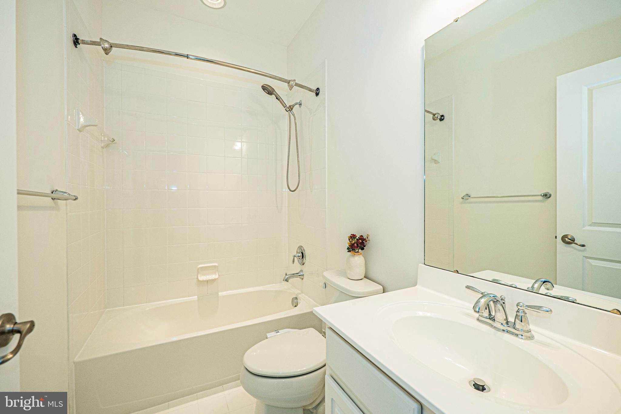 RAINCLIFFE CENTER - Residential