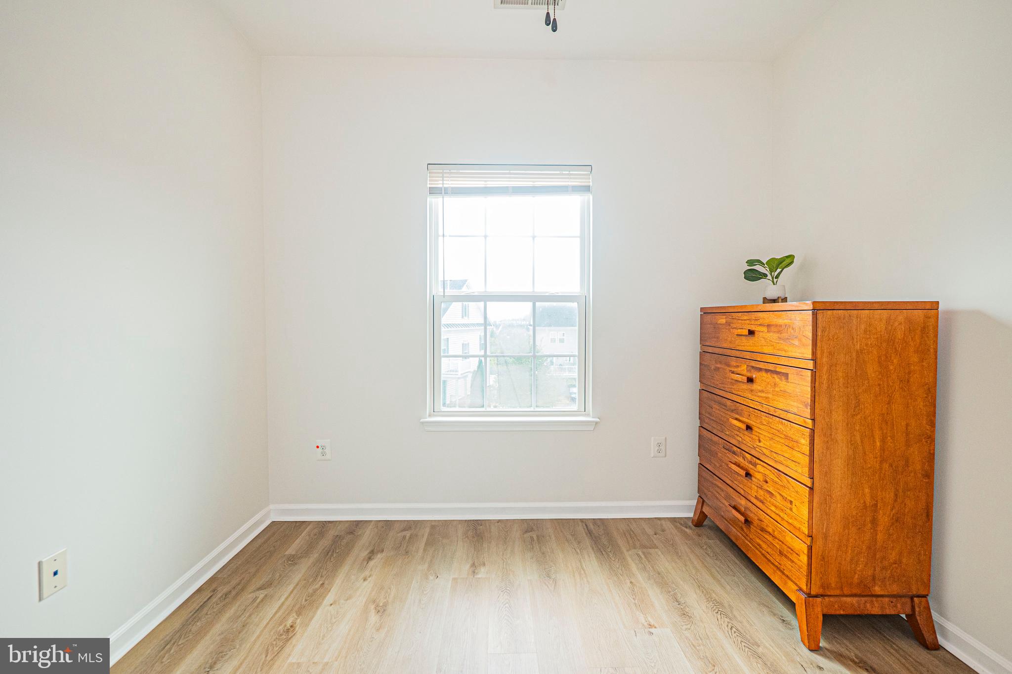 RAINCLIFFE CENTER - Residential