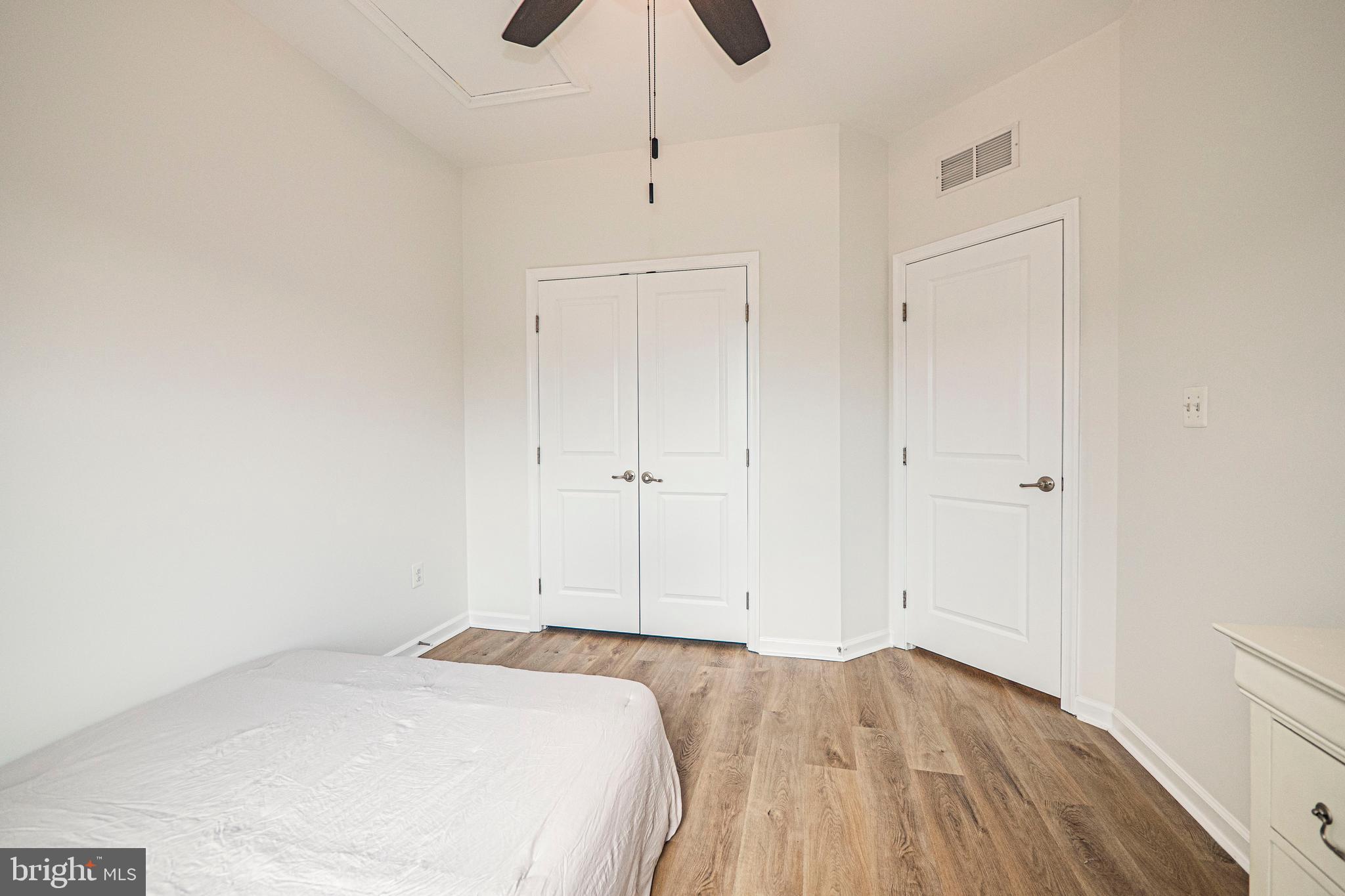 RAINCLIFFE CENTER - Residential