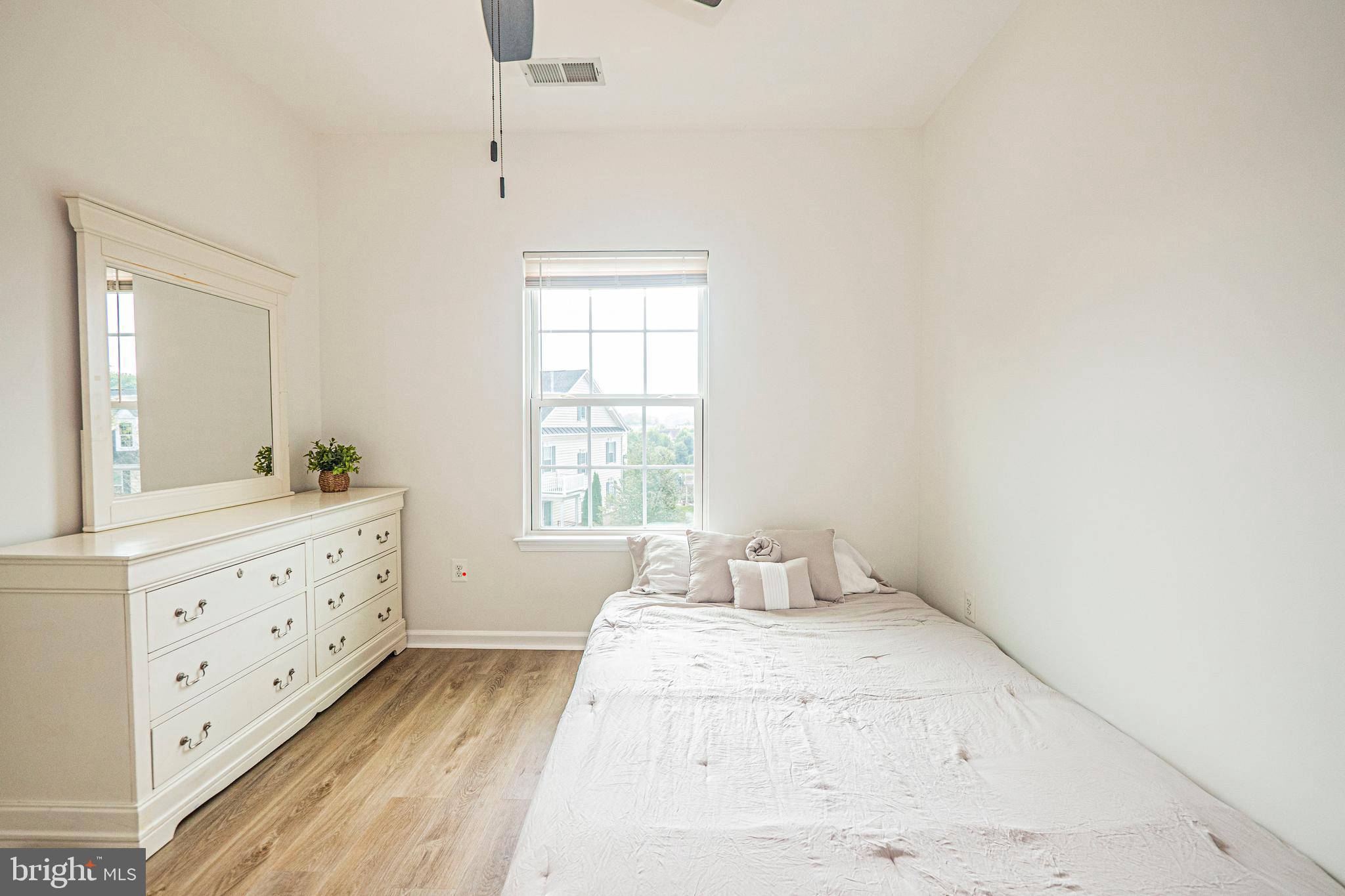 RAINCLIFFE CENTER - Residential