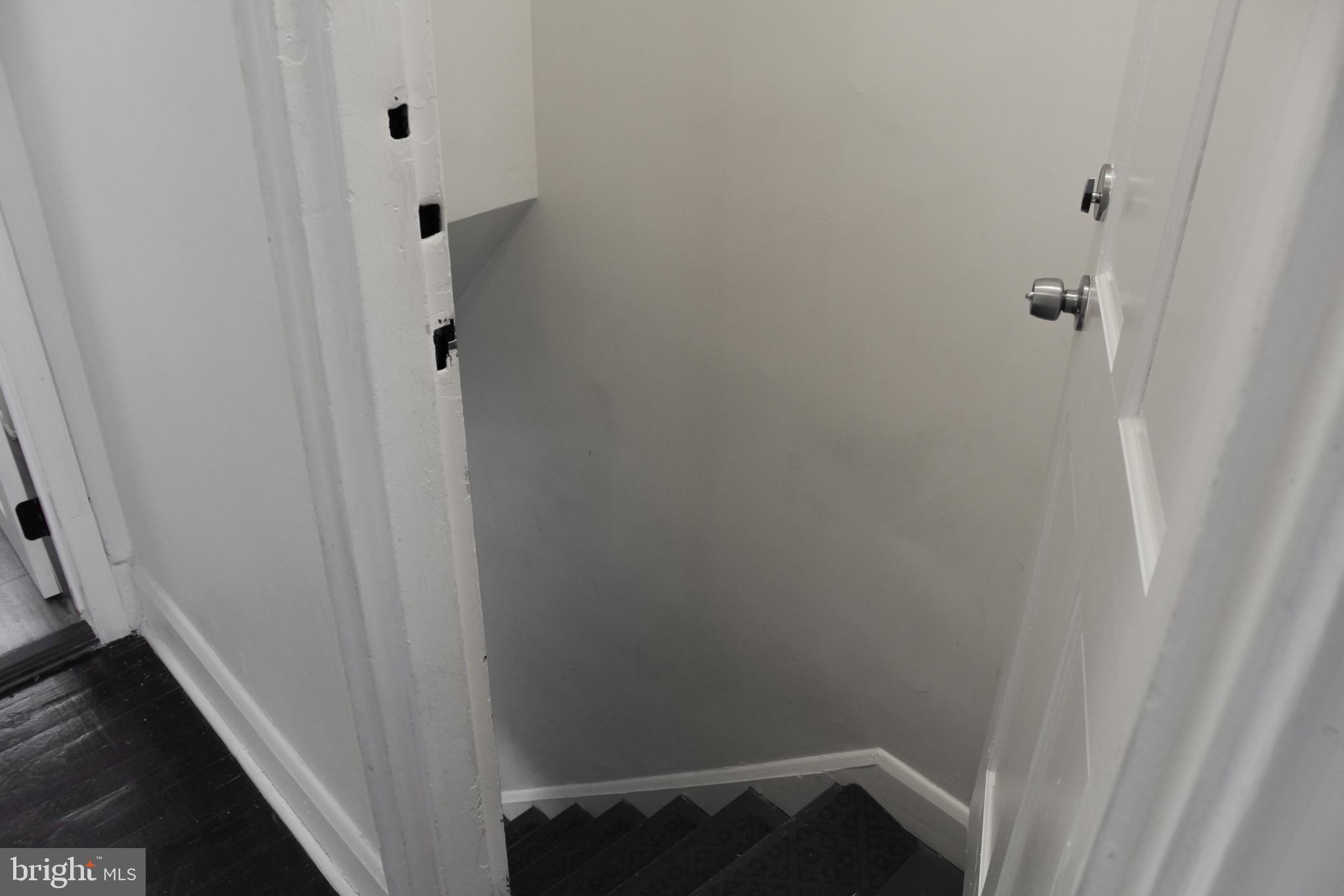 LAKE WALKER - Residential Lease