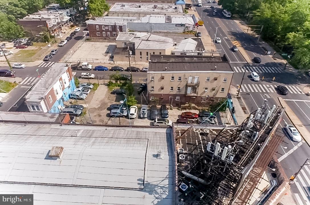 HUNTING PARK - Commercial Sale