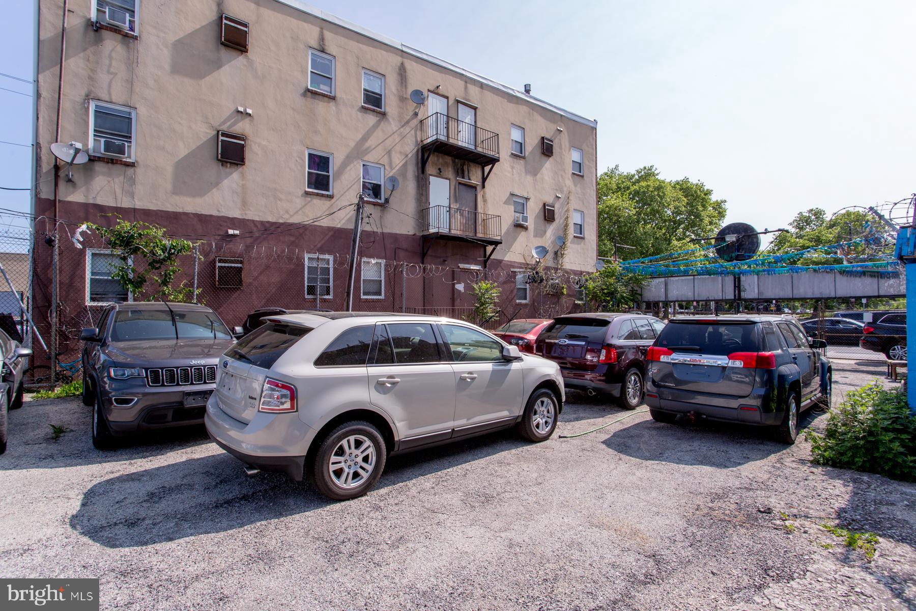 HUNTING PARK - Commercial Sale