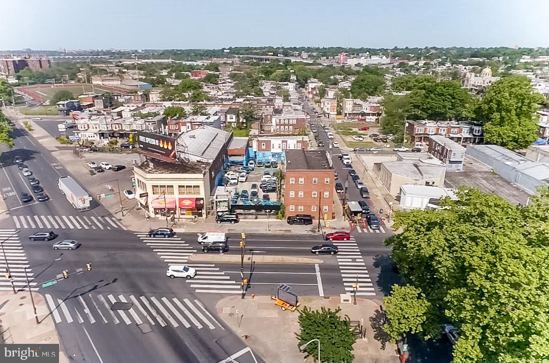 HUNTING PARK - Commercial Sale