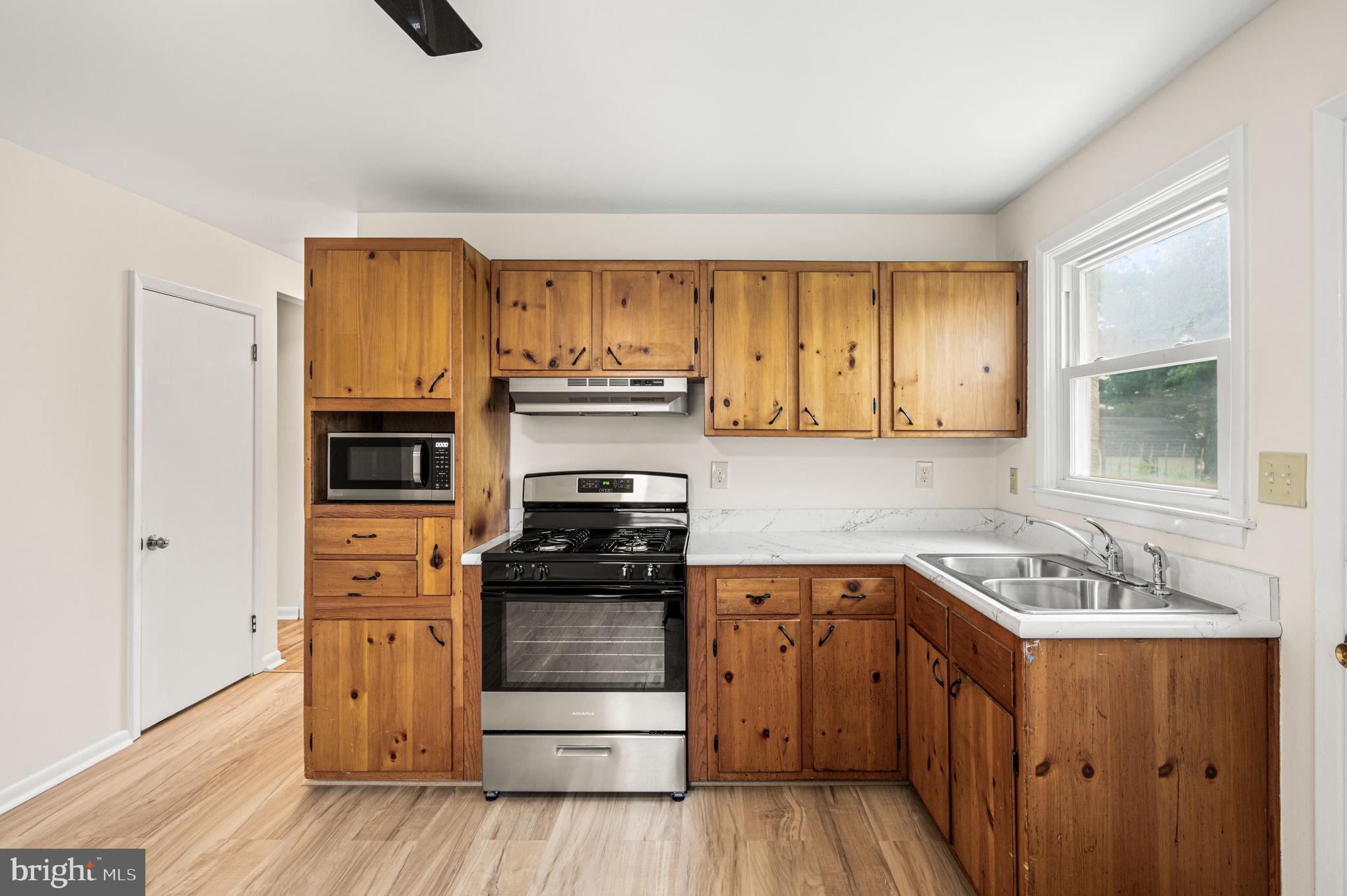219 FOLSOM AVENUE