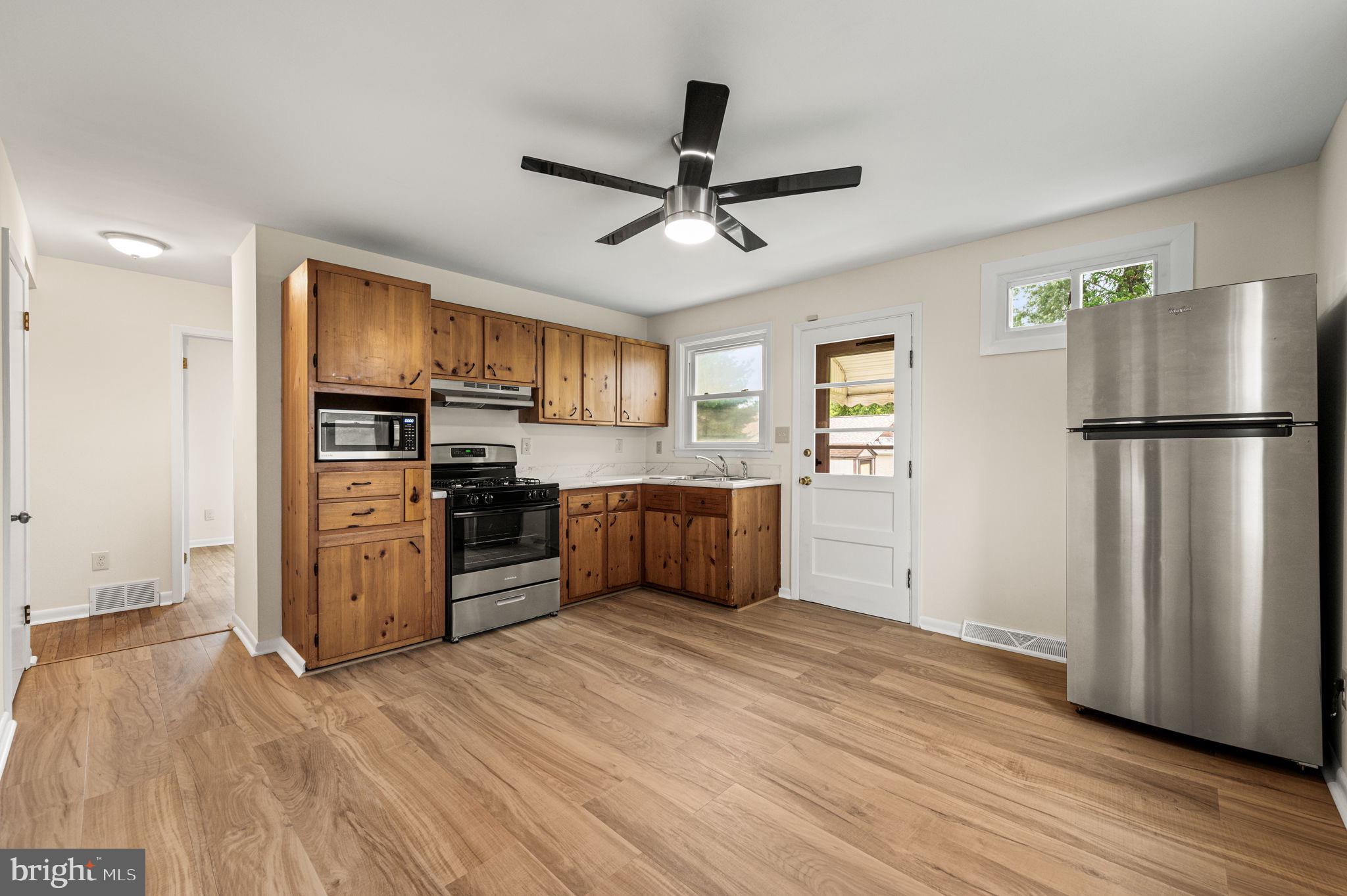 219 FOLSOM AVENUE