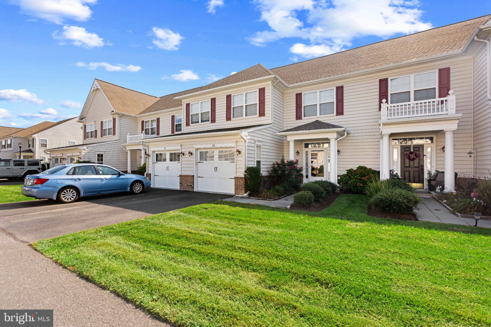 130 E SANDRIDGE COURT