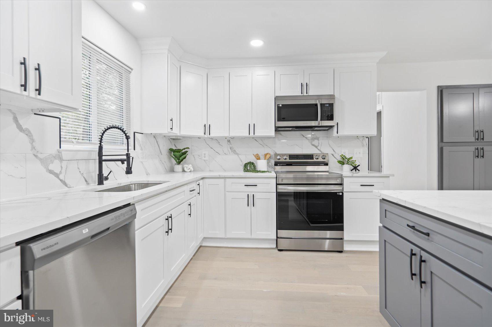 FREEDOM FOREST - Residential