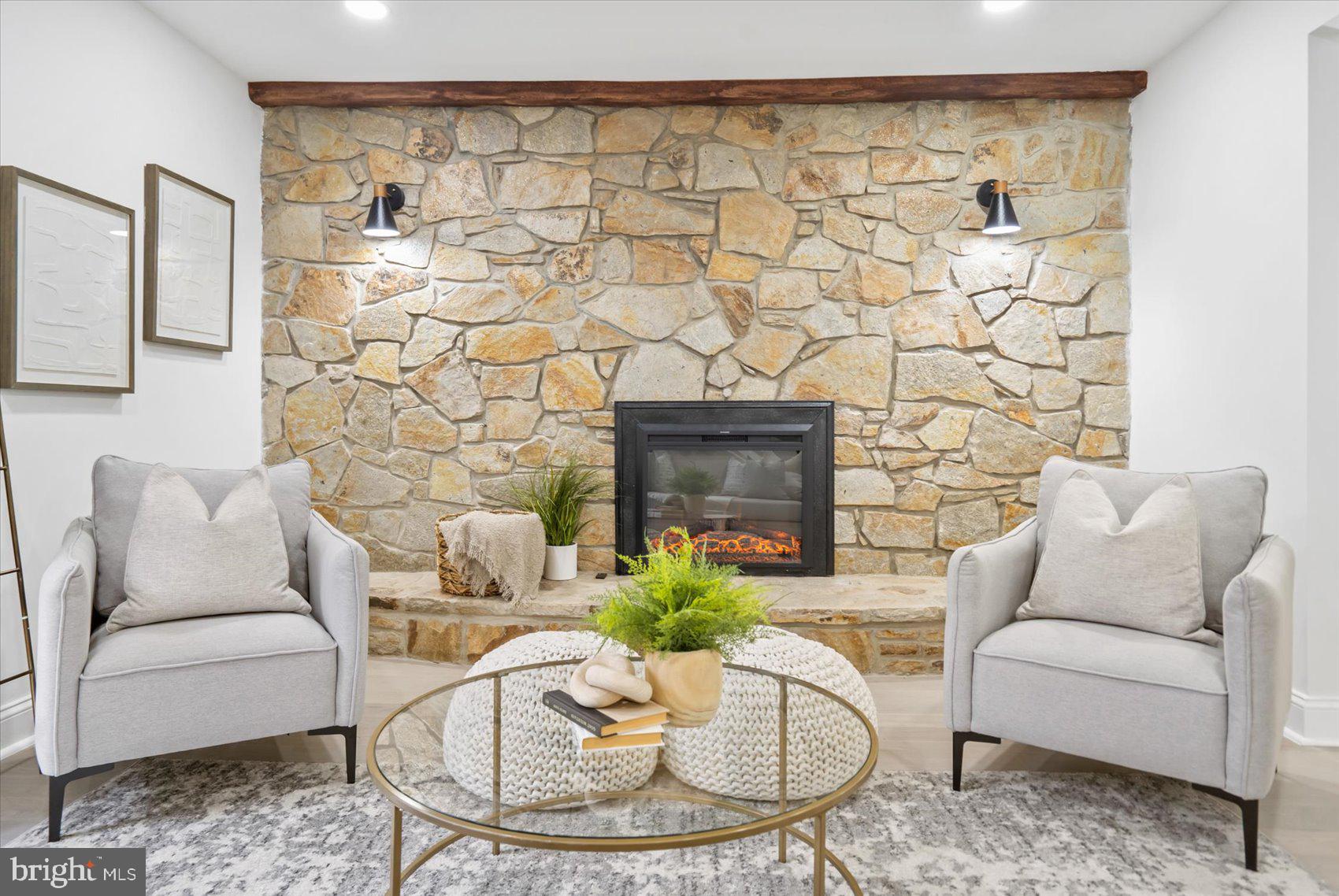 FREEDOM FOREST - Residential