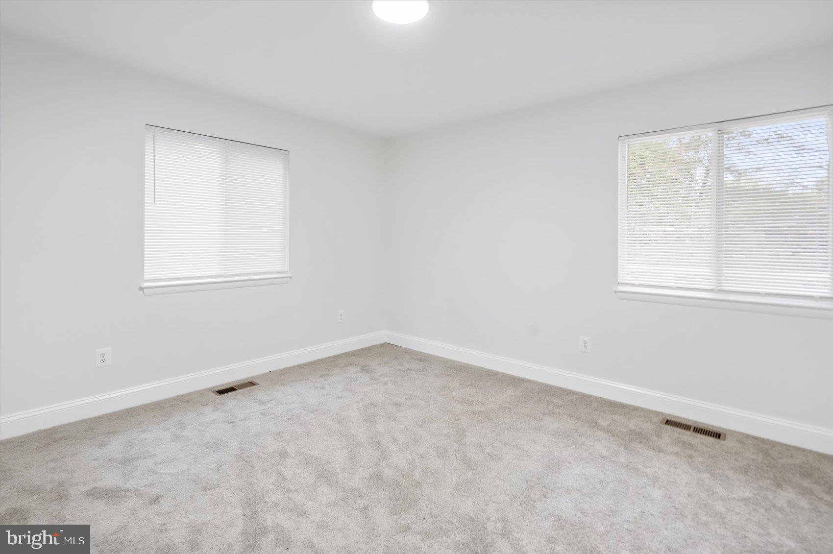 FREEDOM FOREST - Residential