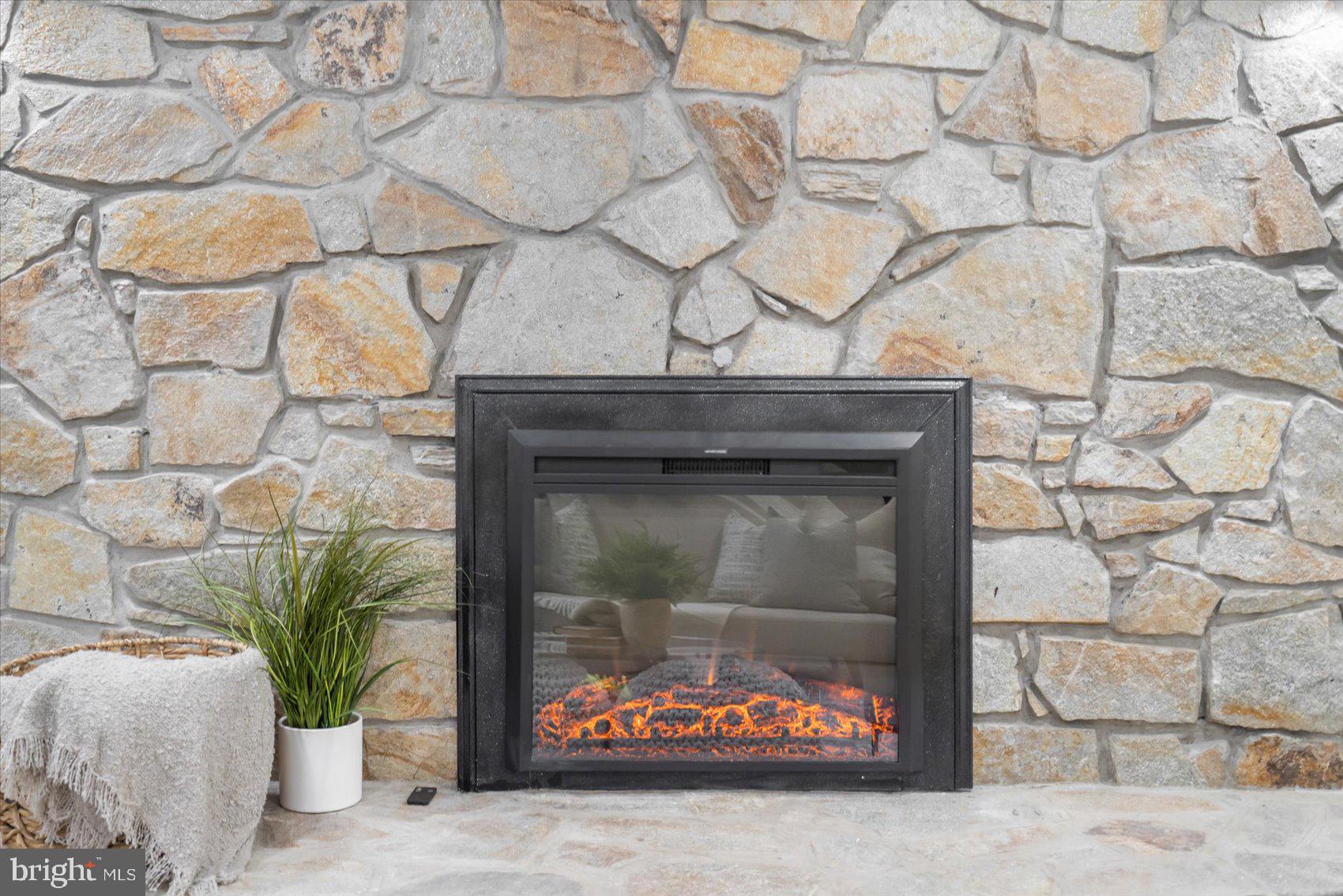 FREEDOM FOREST - Residential