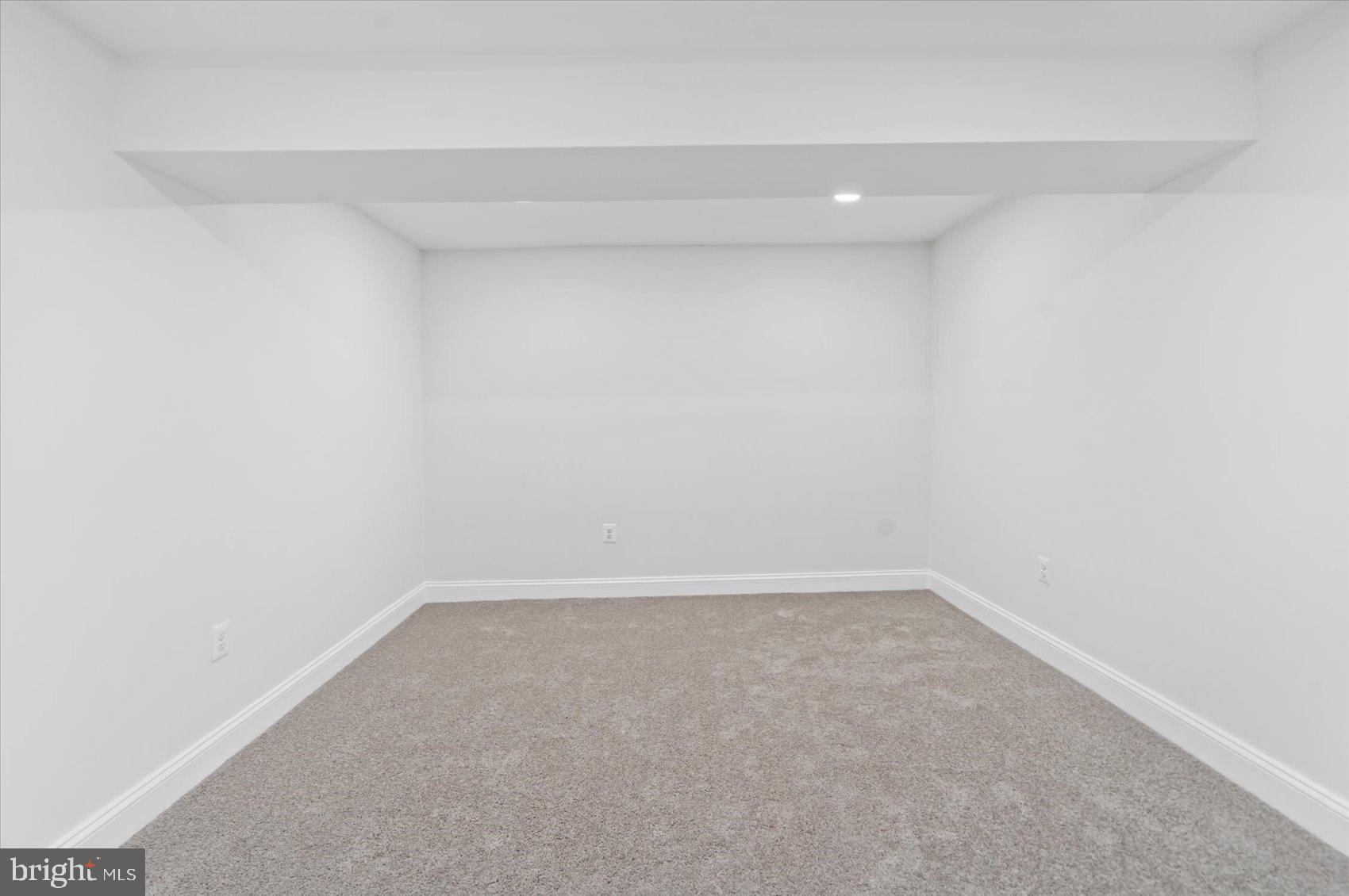 FREEDOM FOREST - Residential