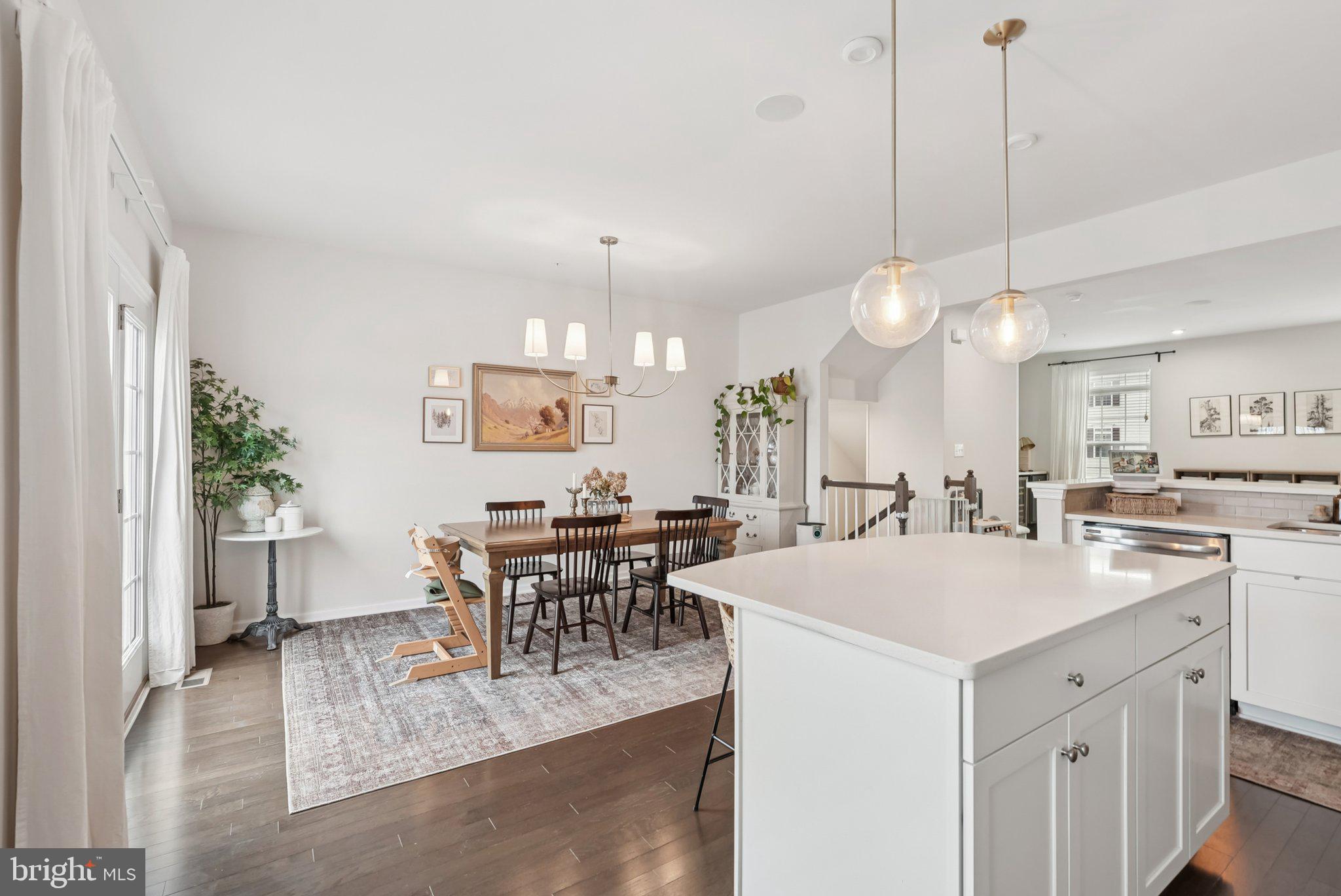 303 PIN OAK LANE