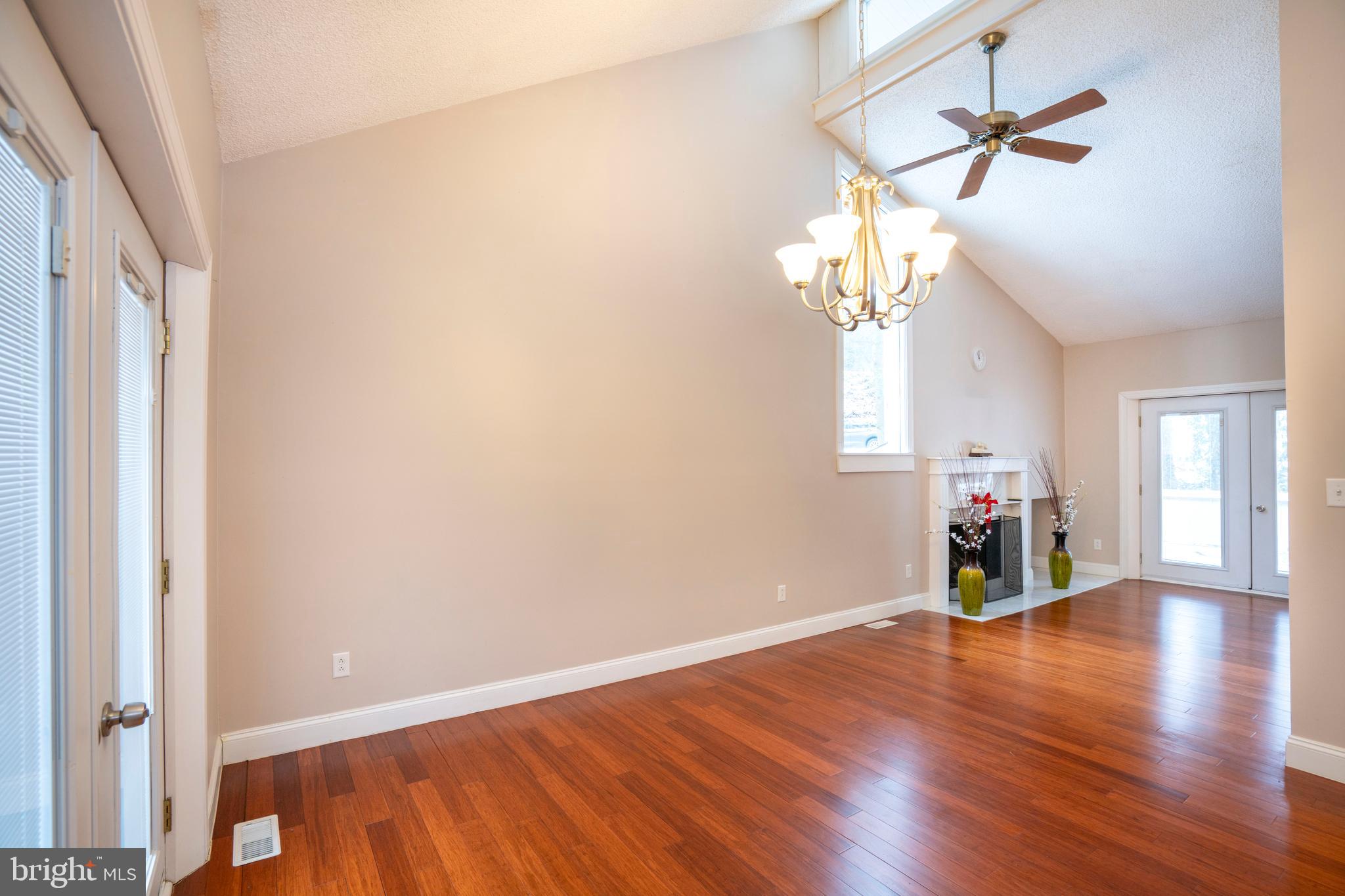 TOFTREES - Residential