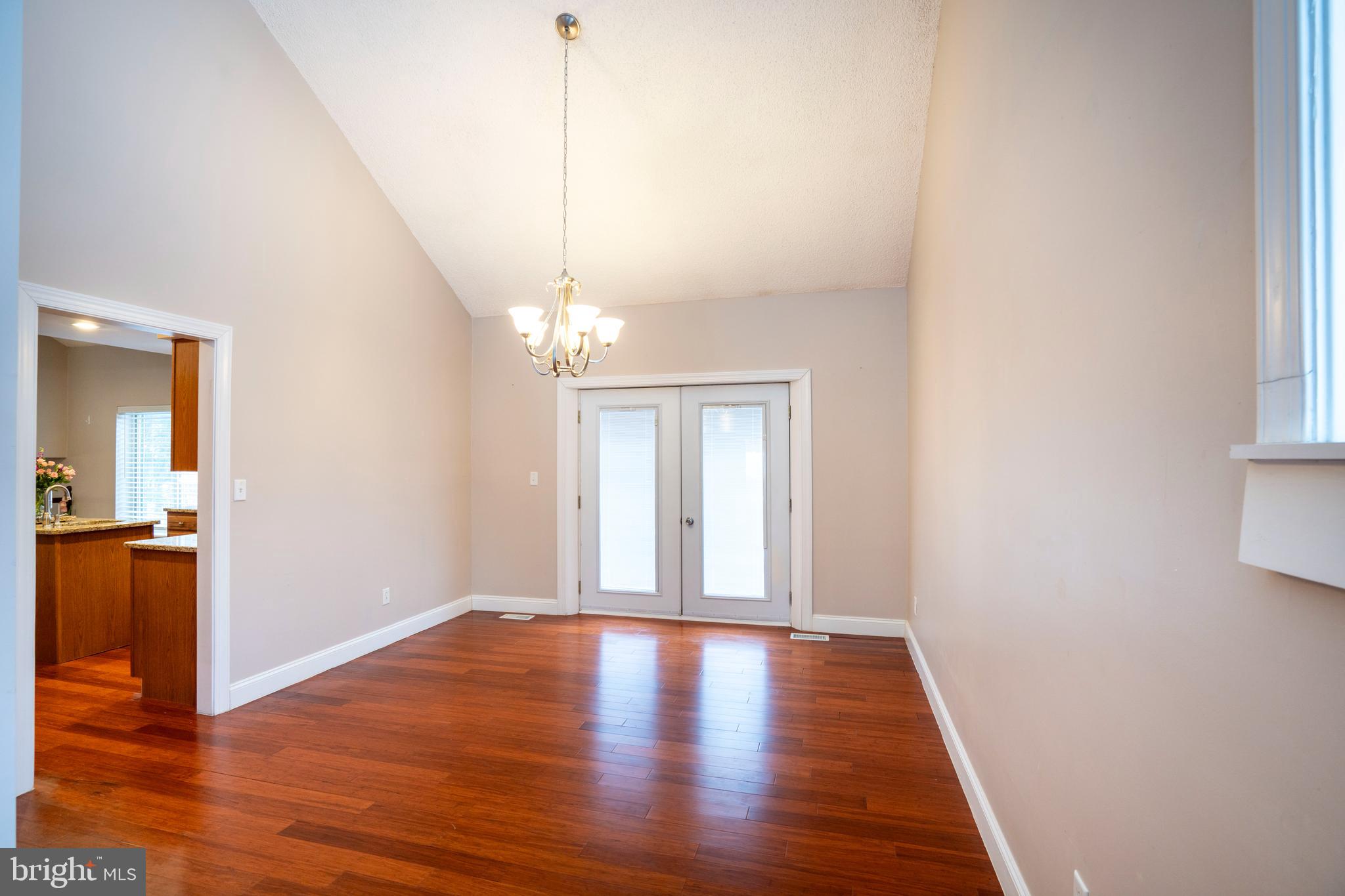 TOFTREES - Residential