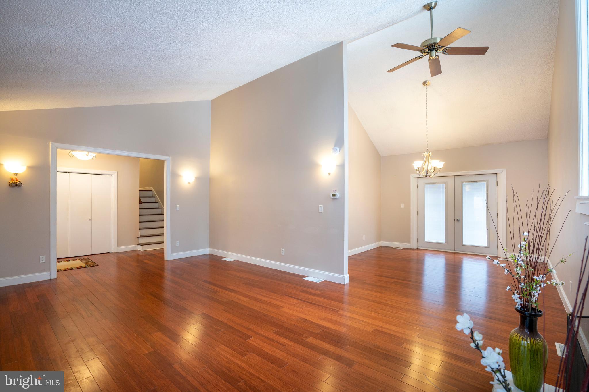 TOFTREES - Residential