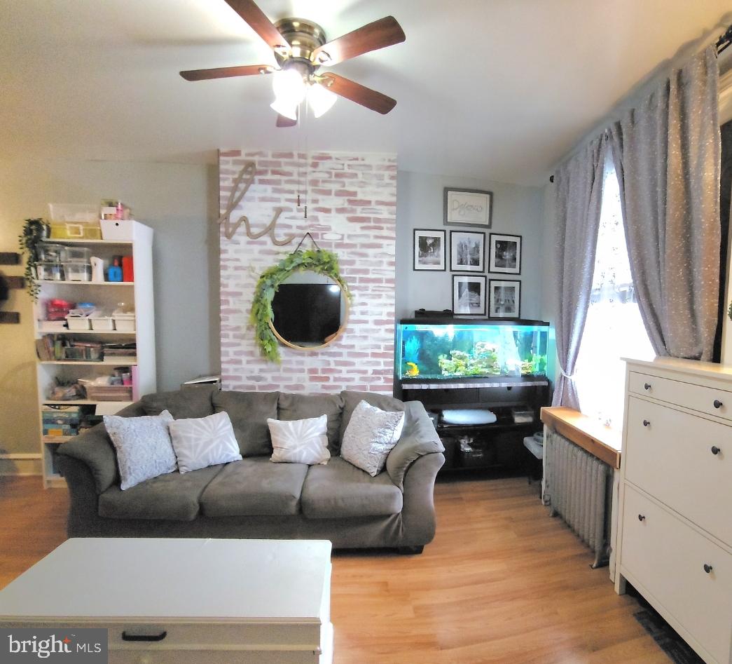 KENSINGTON - Residential