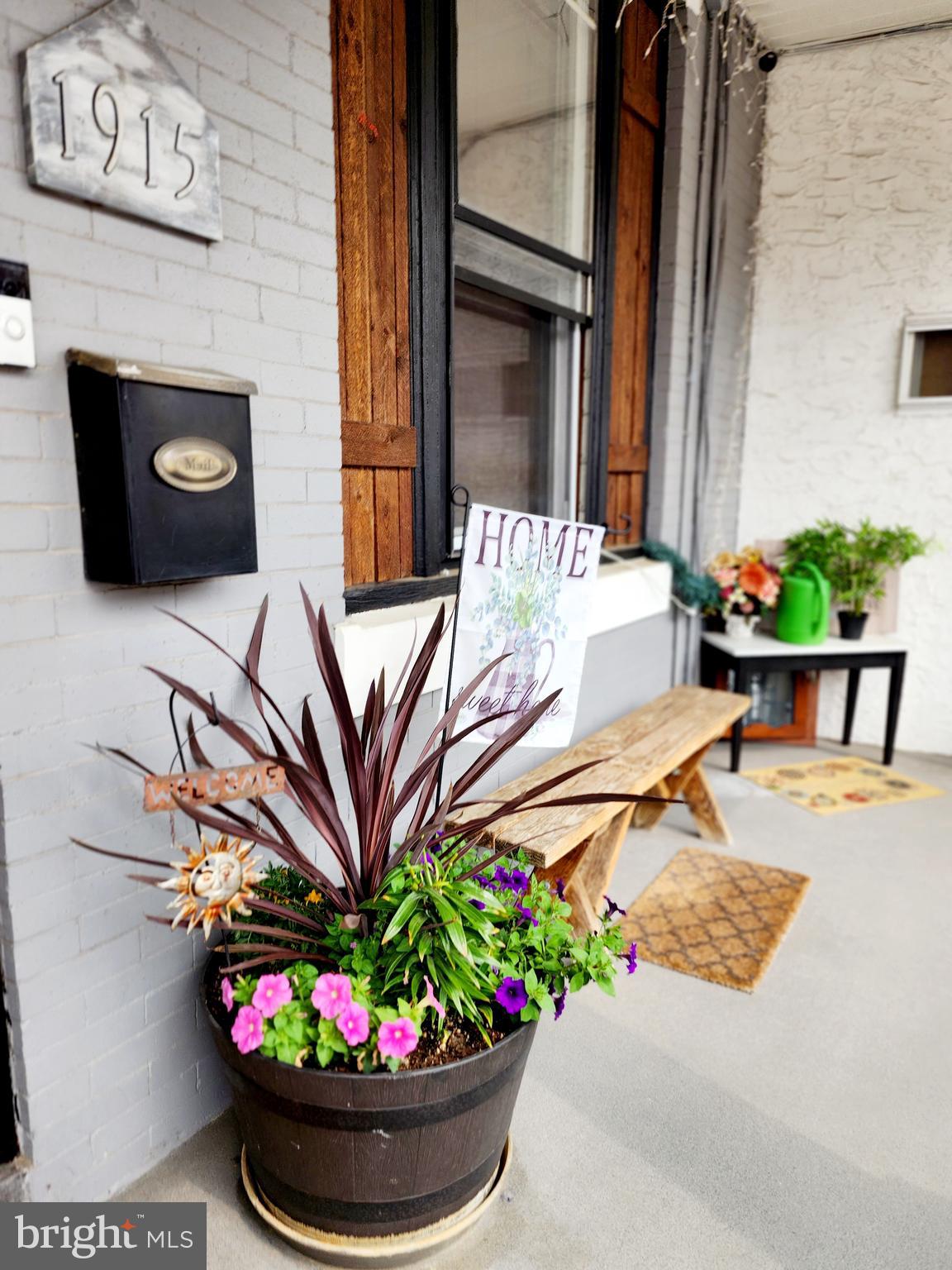 KENSINGTON - Residential