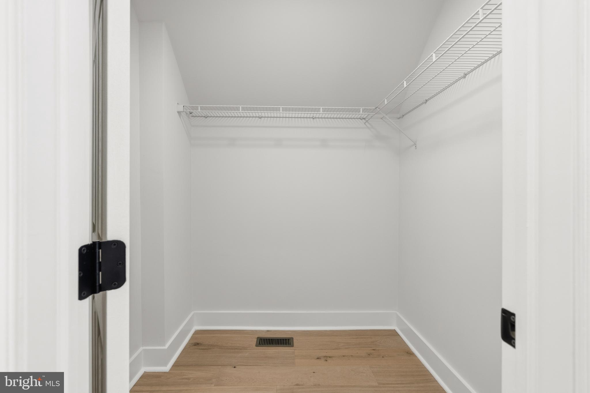 FARMVIEW - Residential