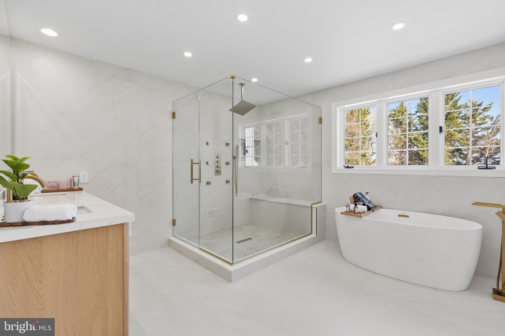 FARMVIEW - Residential