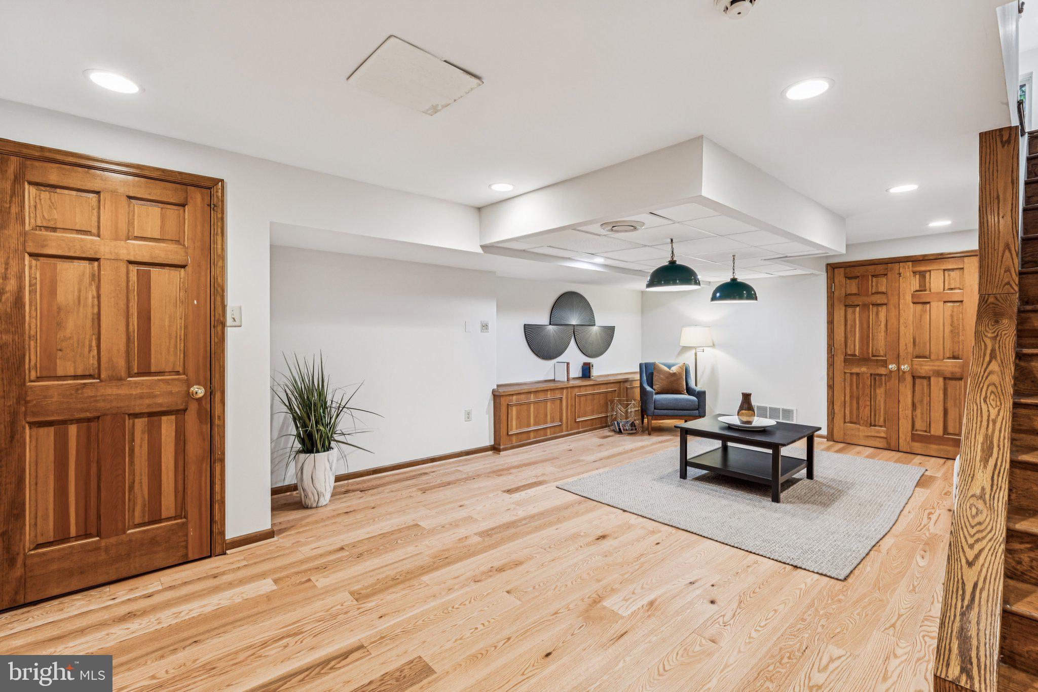 SOCIETY HILL - Residential