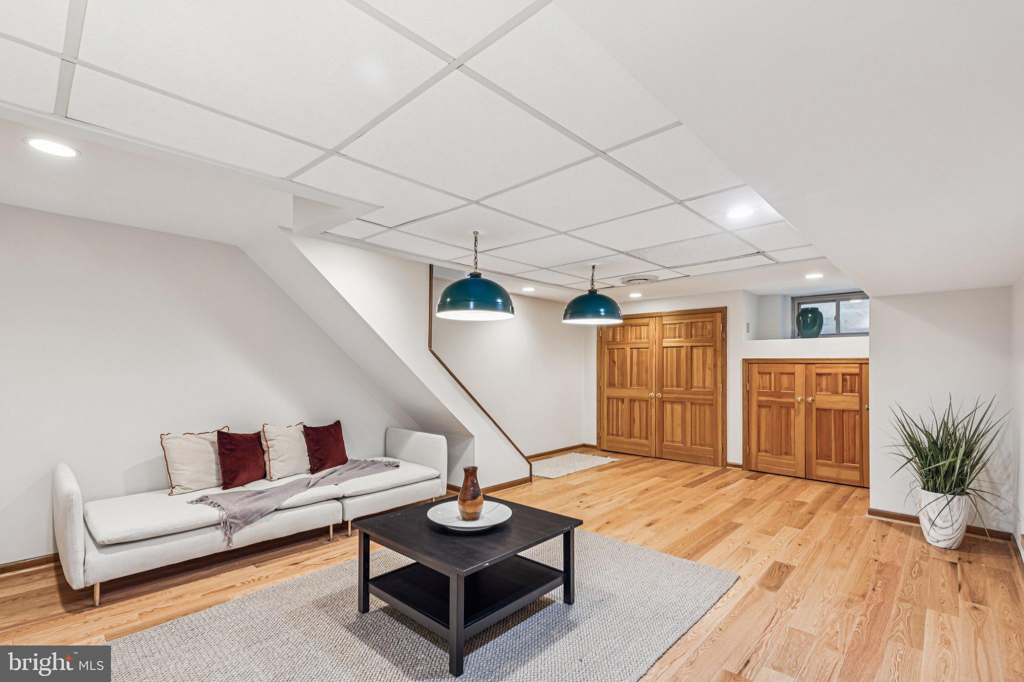 SOCIETY HILL - Residential