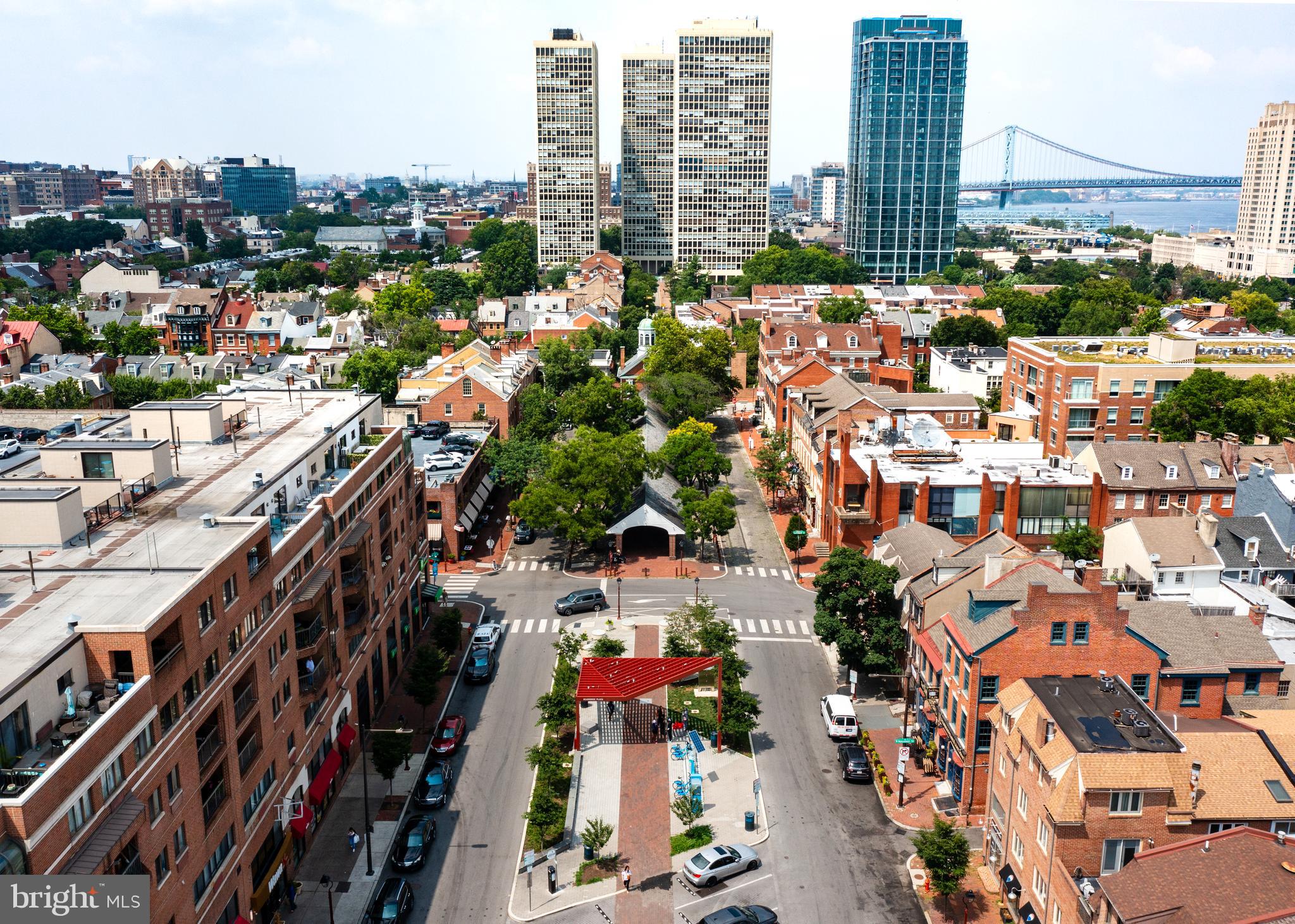 SOCIETY HILL - Residential