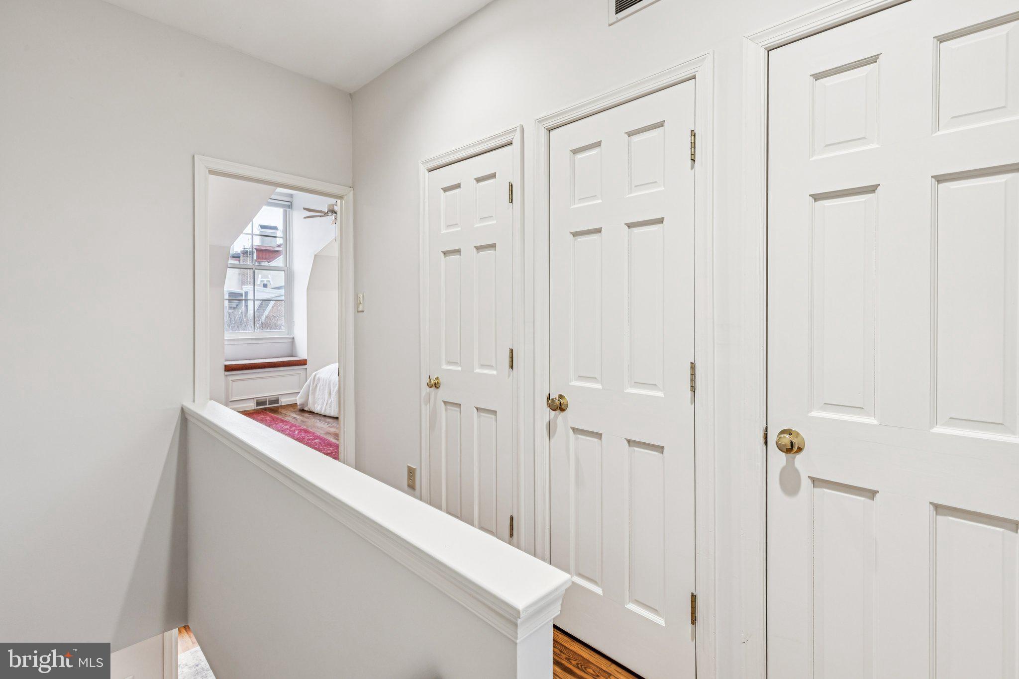 SOCIETY HILL - Residential