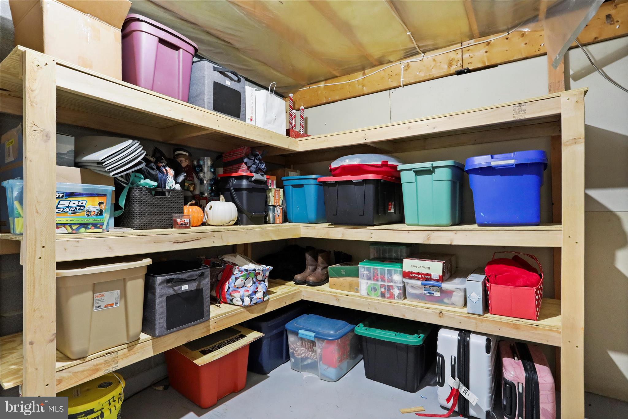 SPRING MILLS FARM - Residential