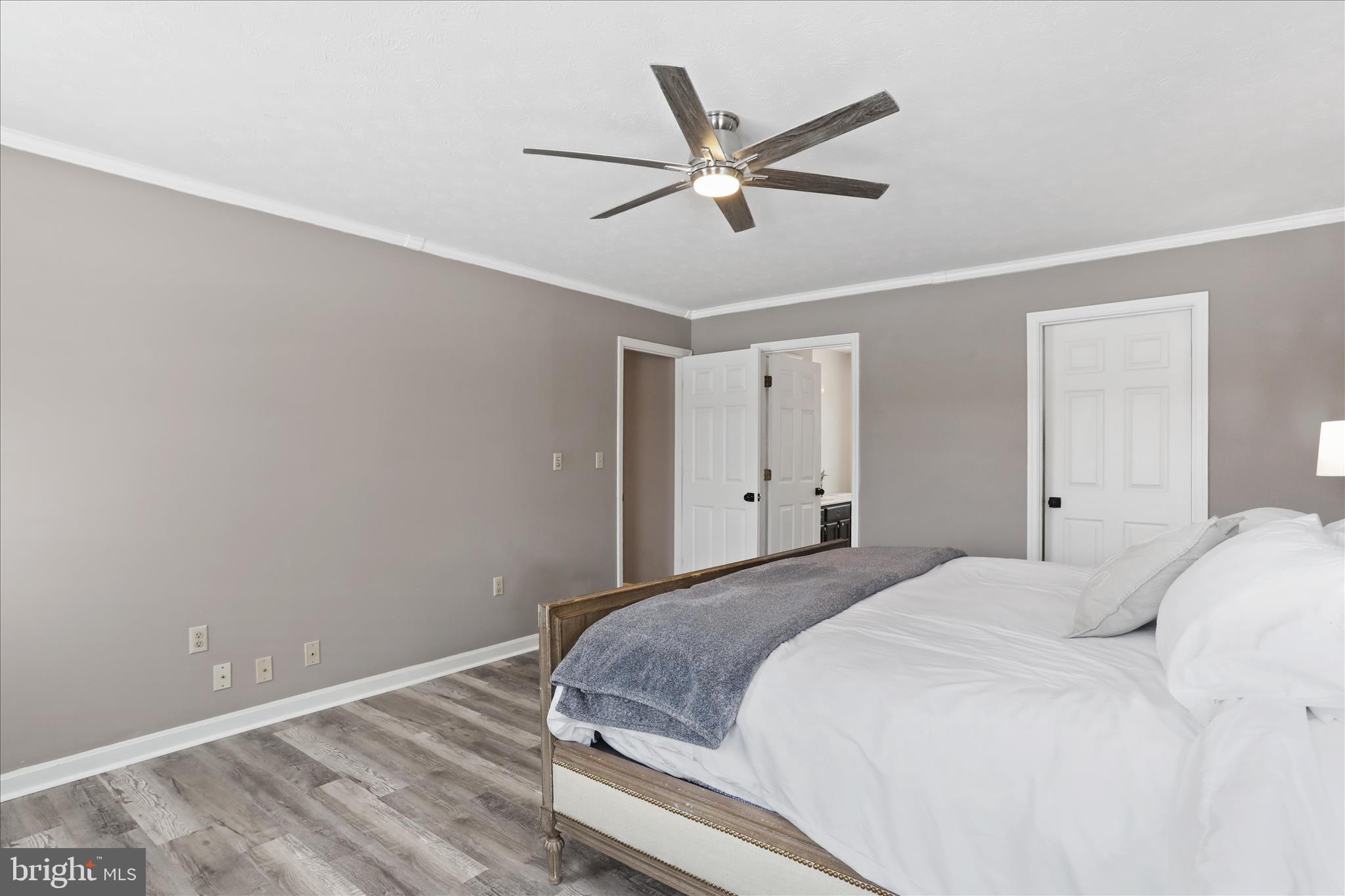 SPRING MILLS FARM - Residential