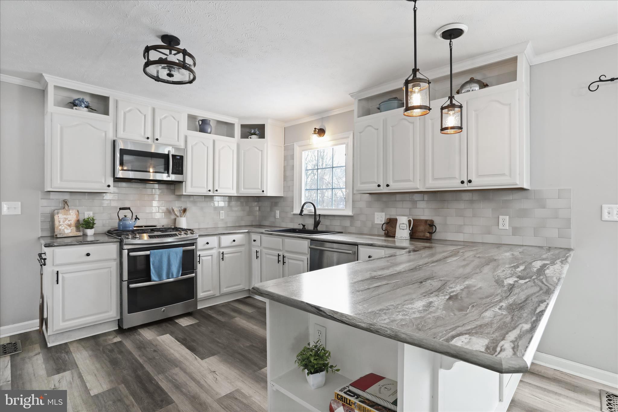 SPRING MILLS FARM - Residential