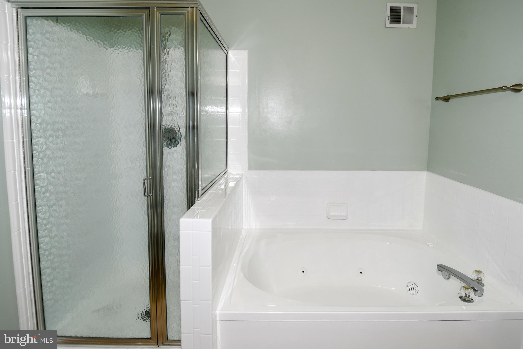 RESTON - Residential Lease