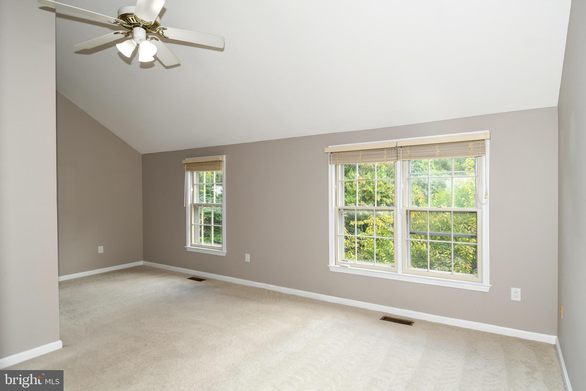 RESTON - Residential Lease