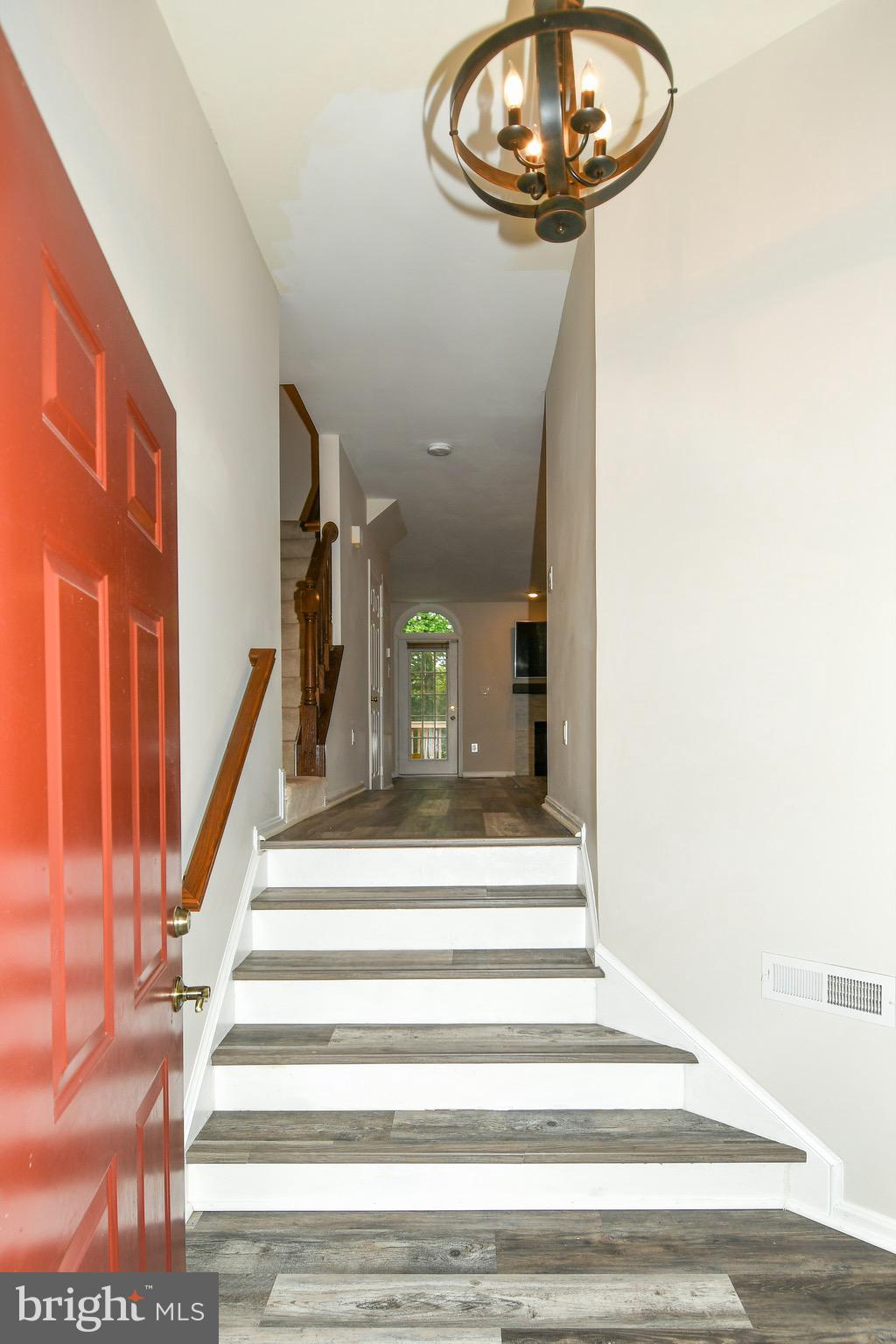 RESTON - Residential Lease