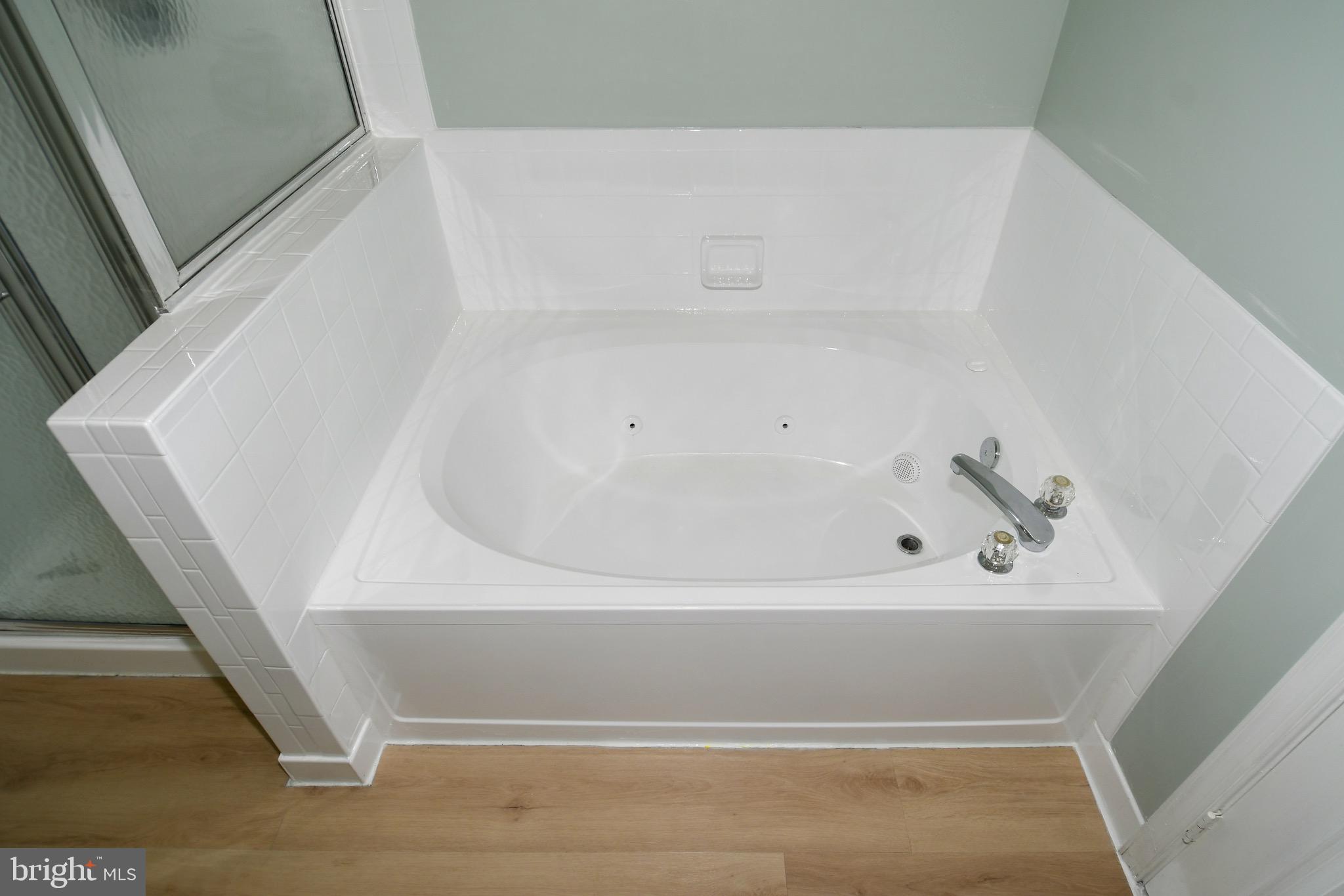 RESTON - Residential Lease