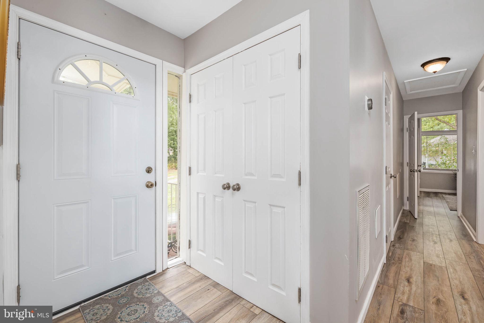 LAKE LAND OR - Residential