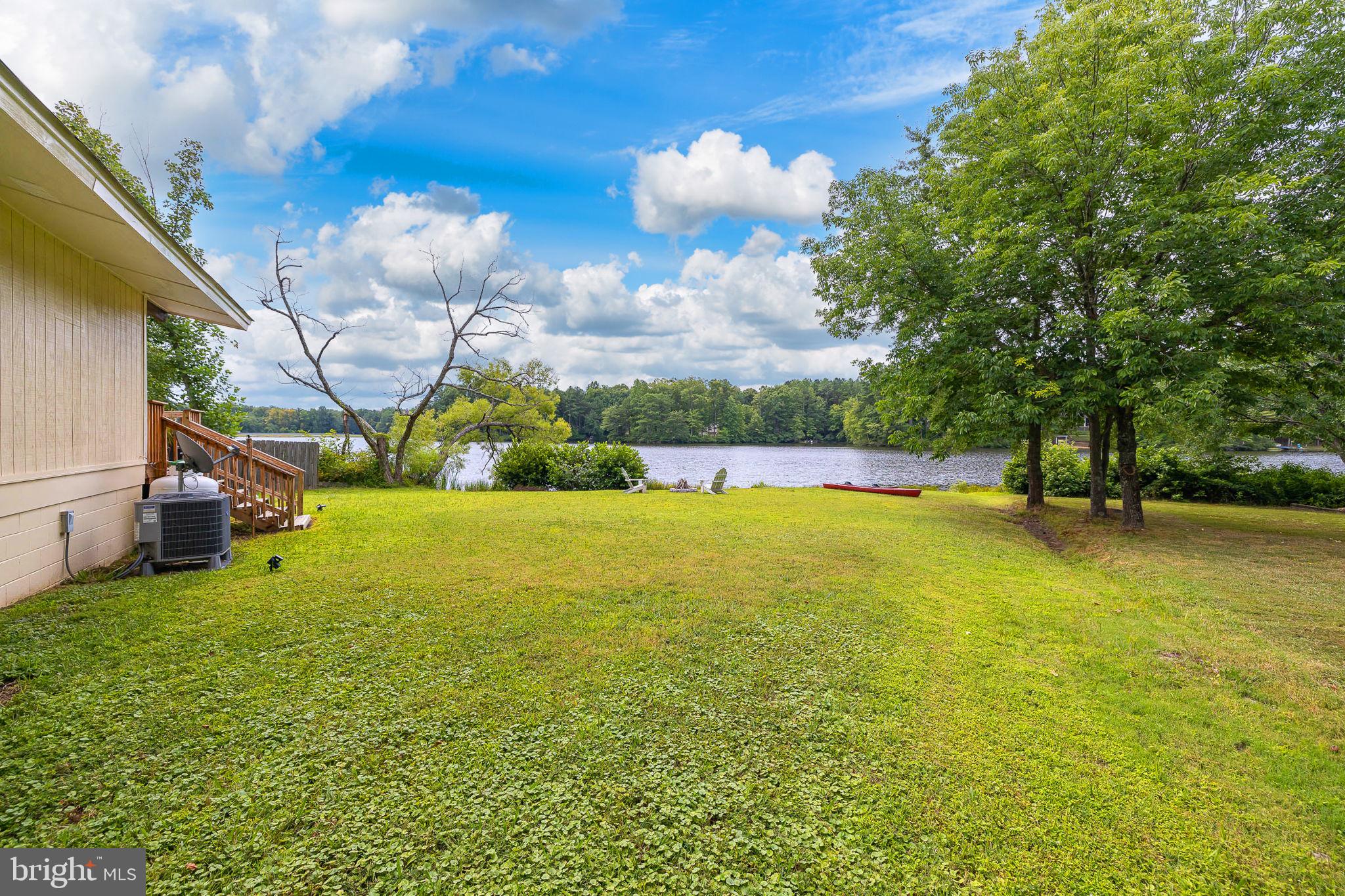 LAKE LAND OR - Residential