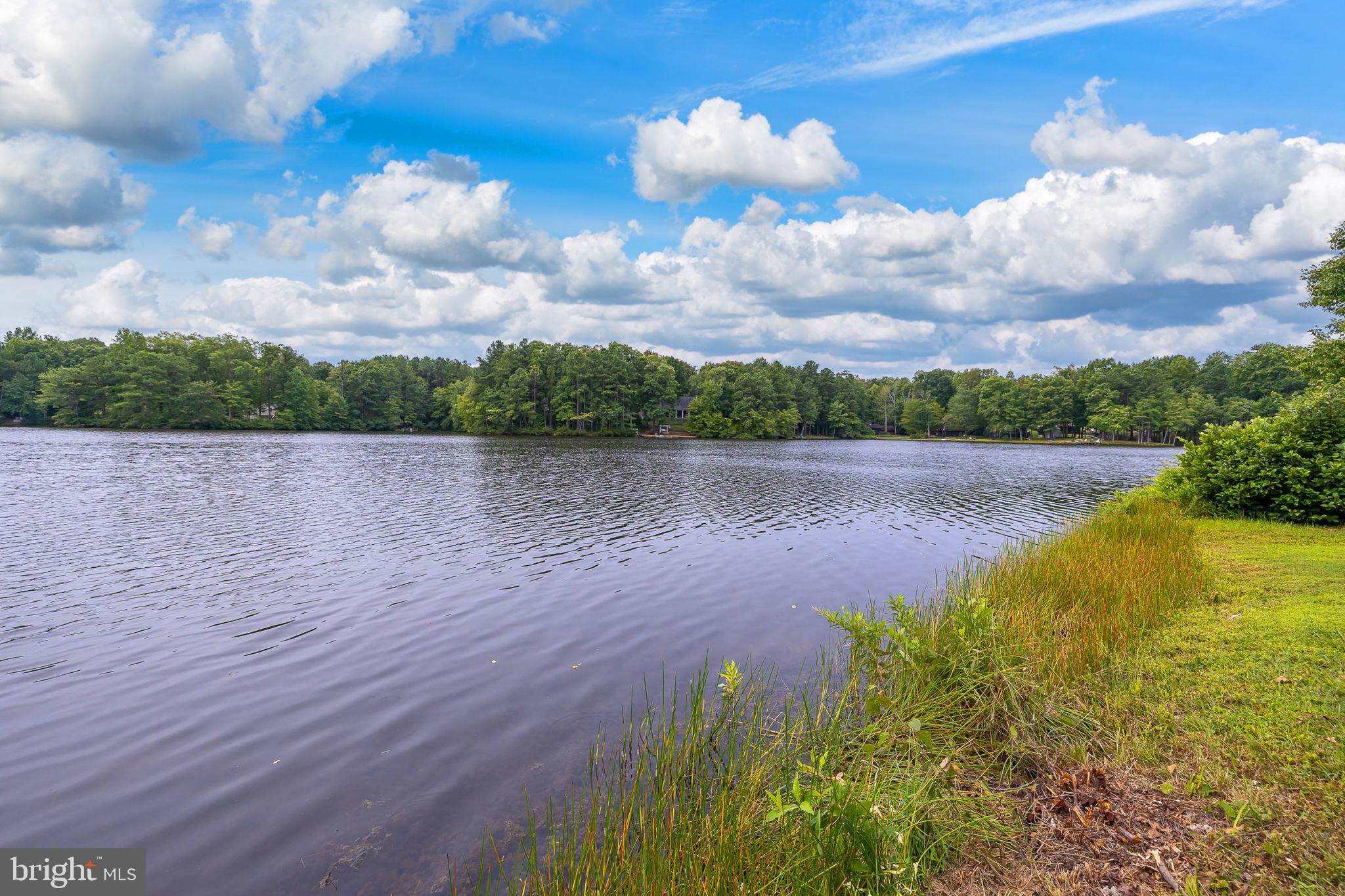 LAKE LAND OR - Residential