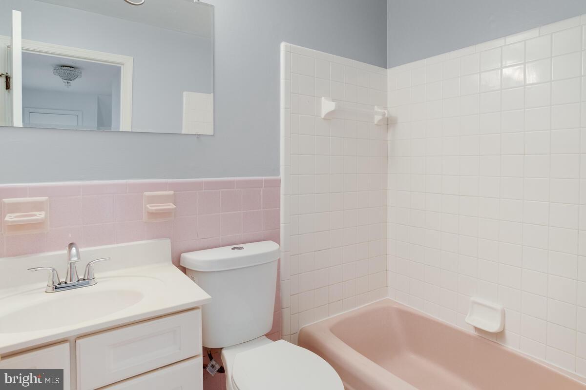 CALVERTON - Residential